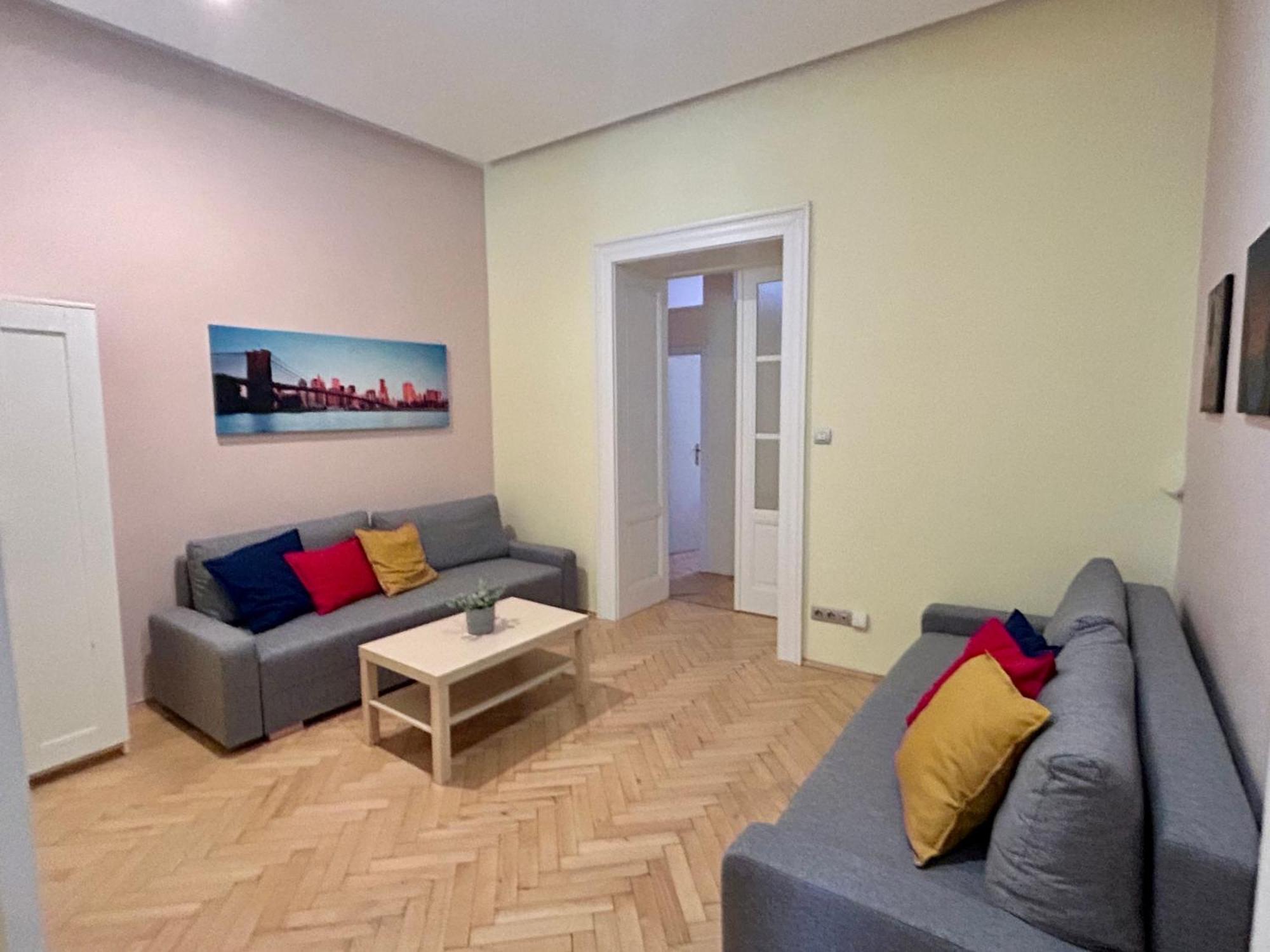 Apartment Party House - Ve Smeckach 18, Center!! Prag