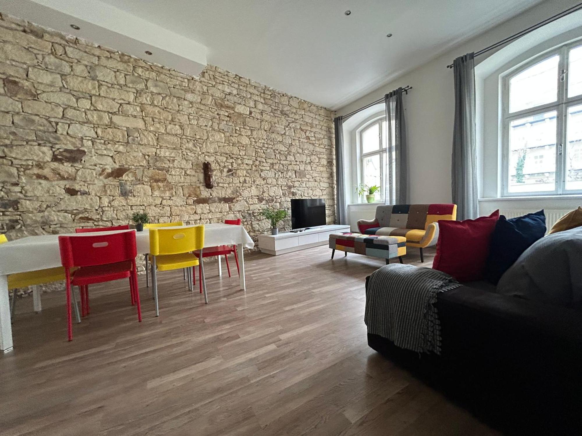 Party House - Ve Smeckach 18, Center!! Prag