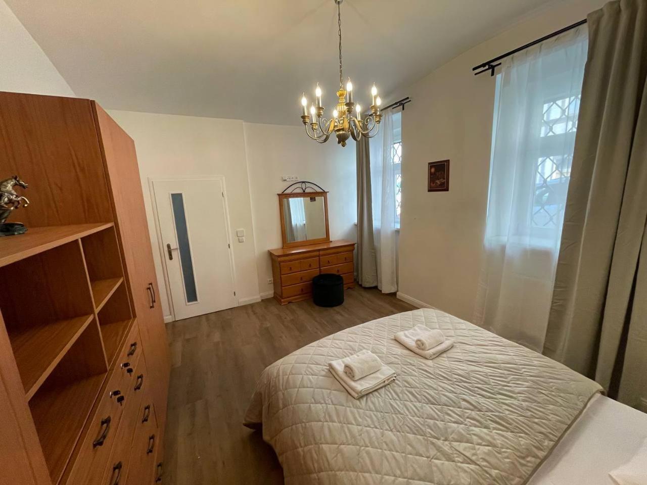 Apartment Friendly In *
