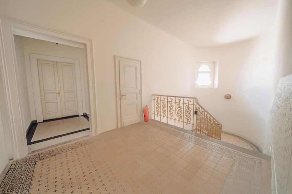 Magnificent Historical Penthouse In The Heart Of *