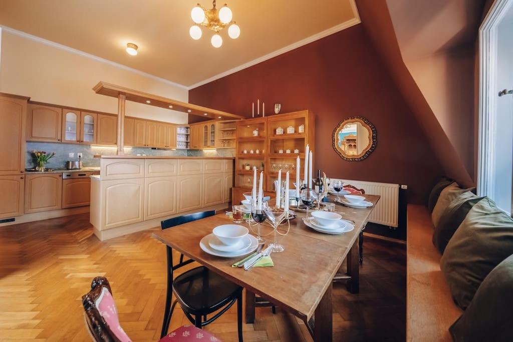 Magnificent Historical Penthouse In The Heart Of Apartment Prag