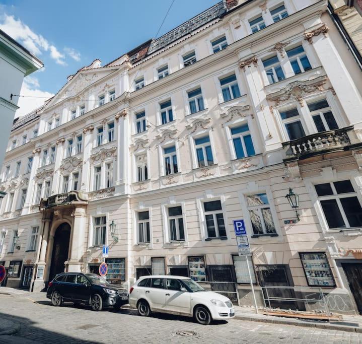 Magnificent Historical Penthouse In The Heart Of *