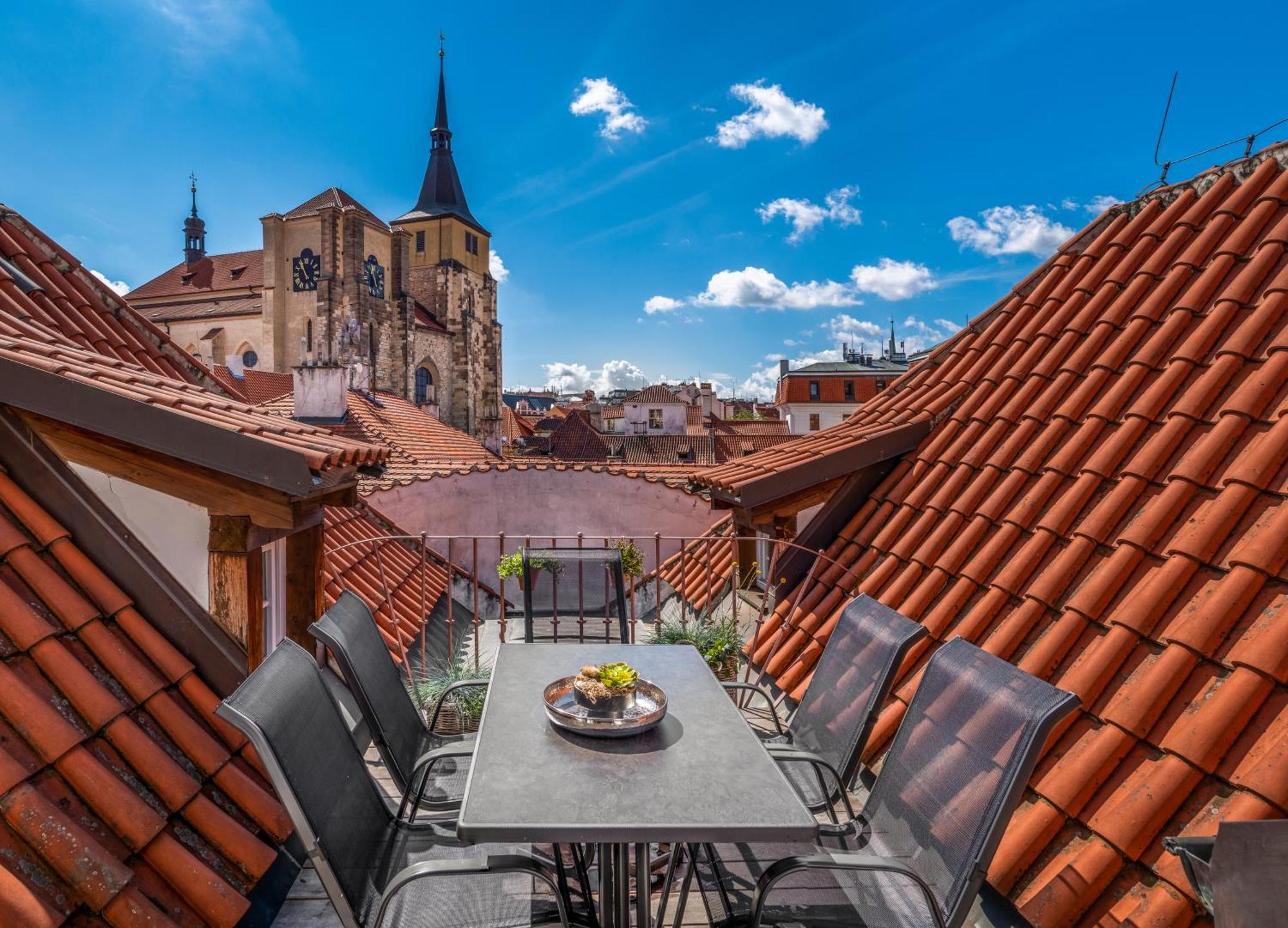 Chateau 9 By Adrez Prag