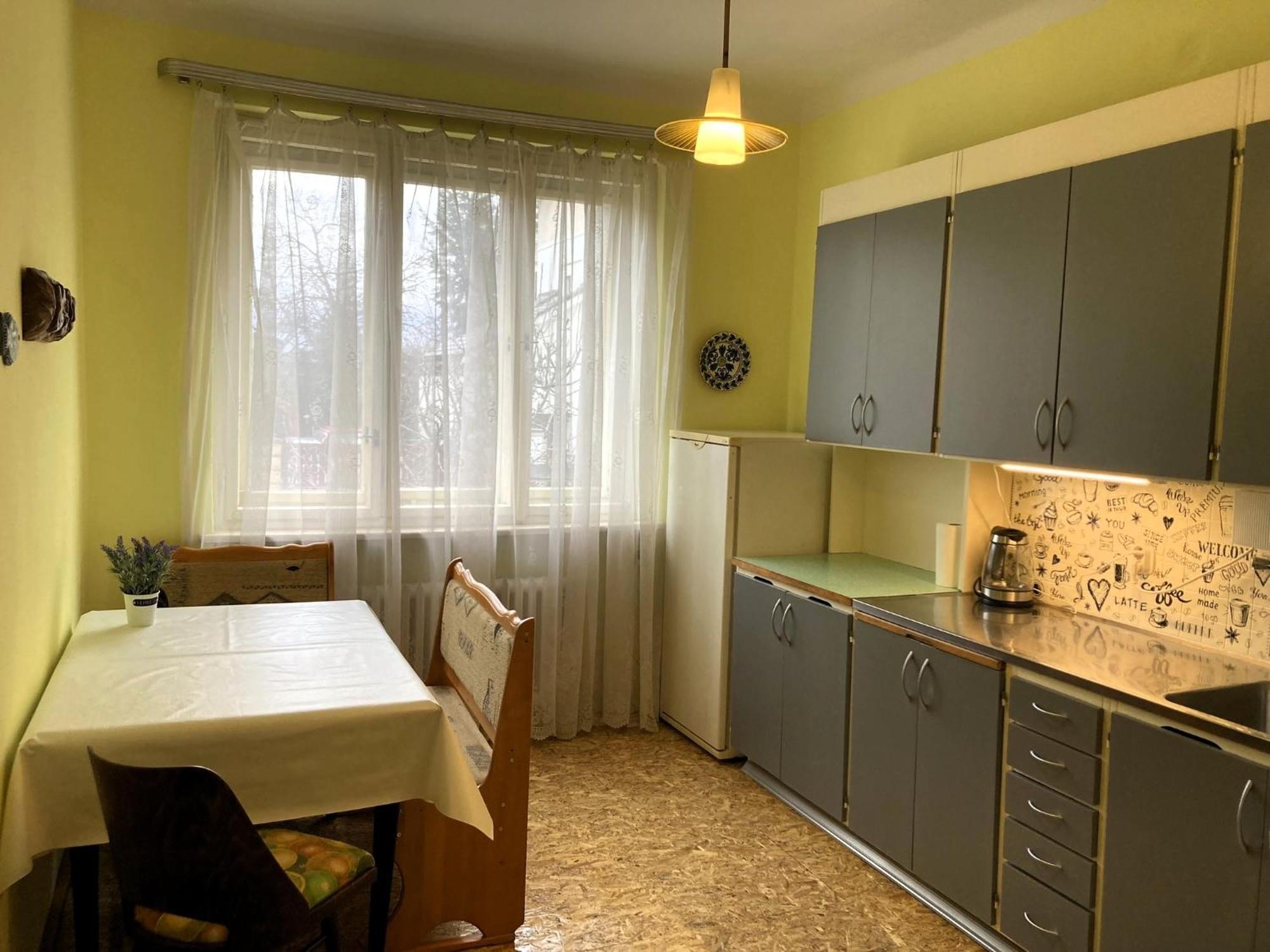 Apartment Spacious - Free Parking! Prag