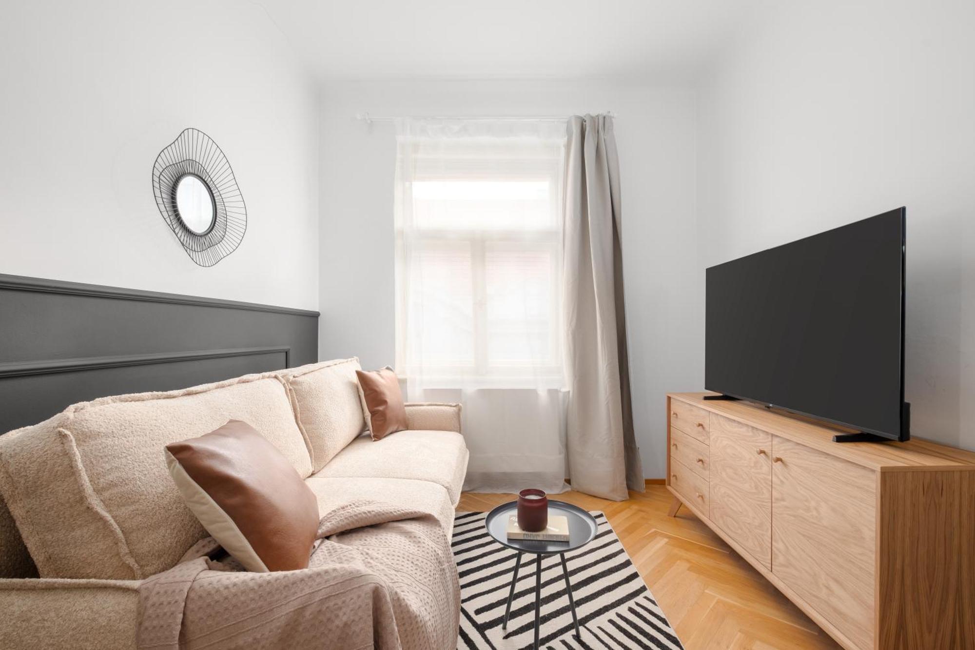 Stru House By Days - Luxurious Next To National Theatre Prag