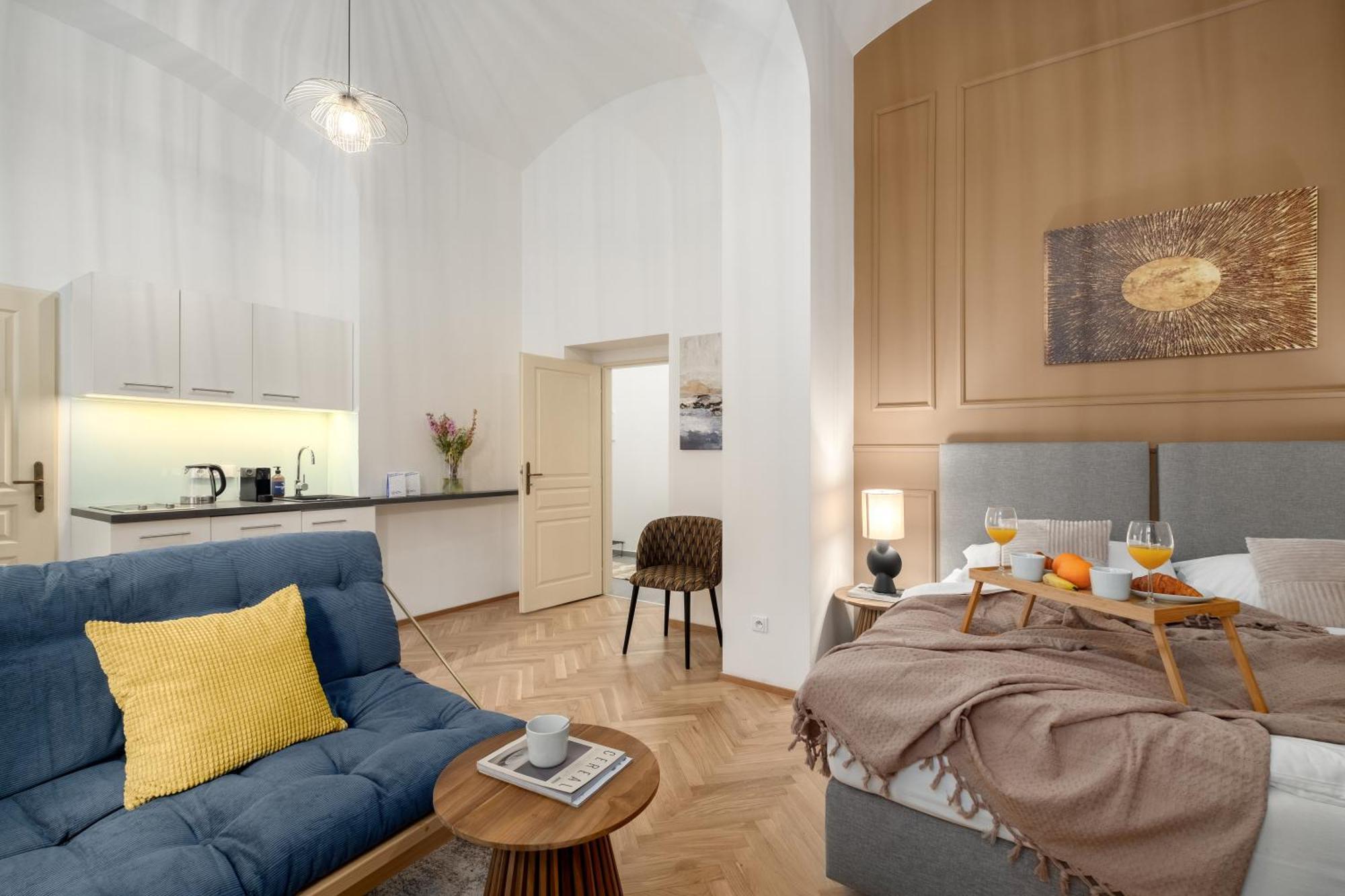 Stru House By Days - Luxurious Next To National Theatre Prag