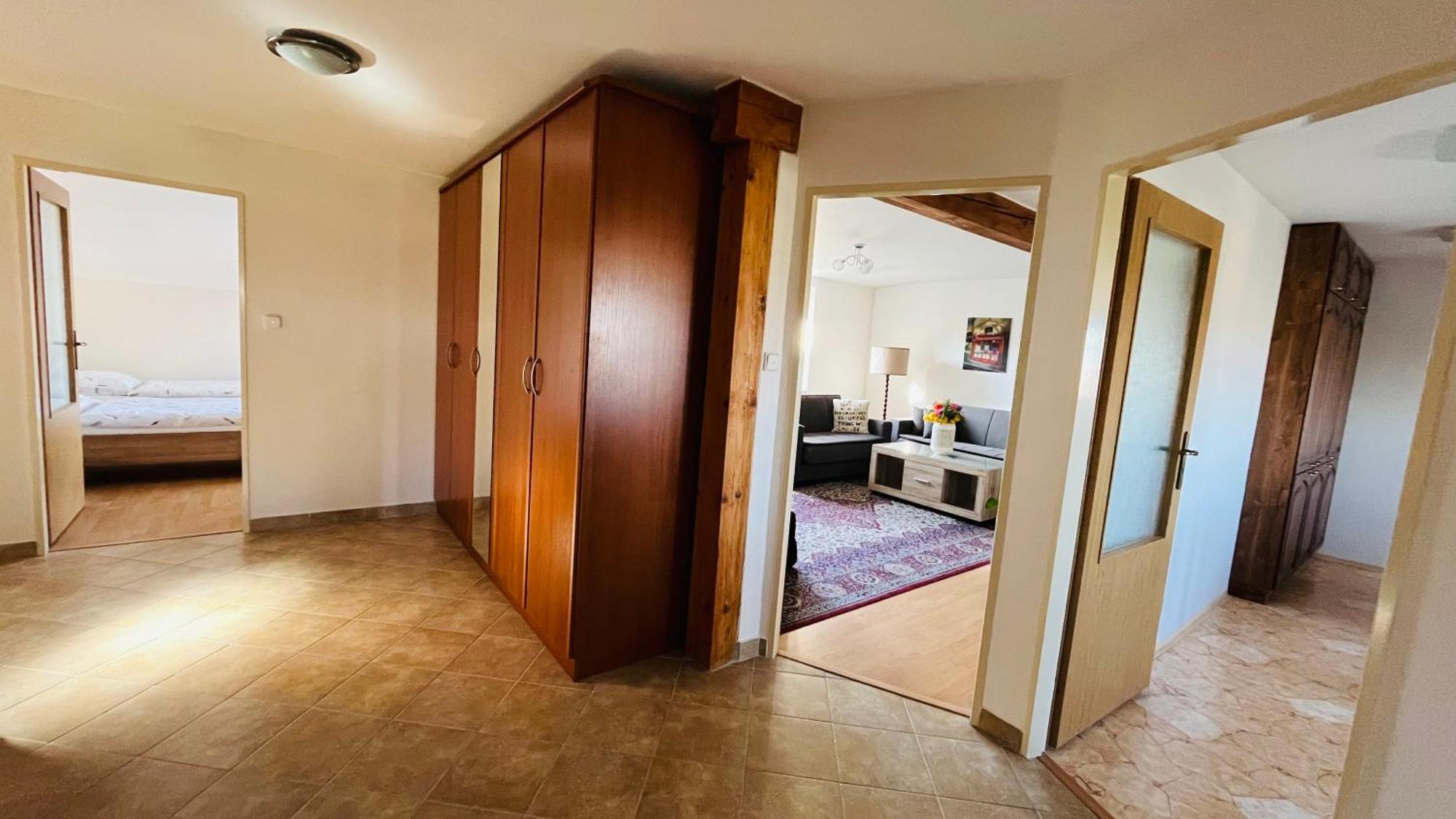 Apartment Harrison Homes 02 Prag