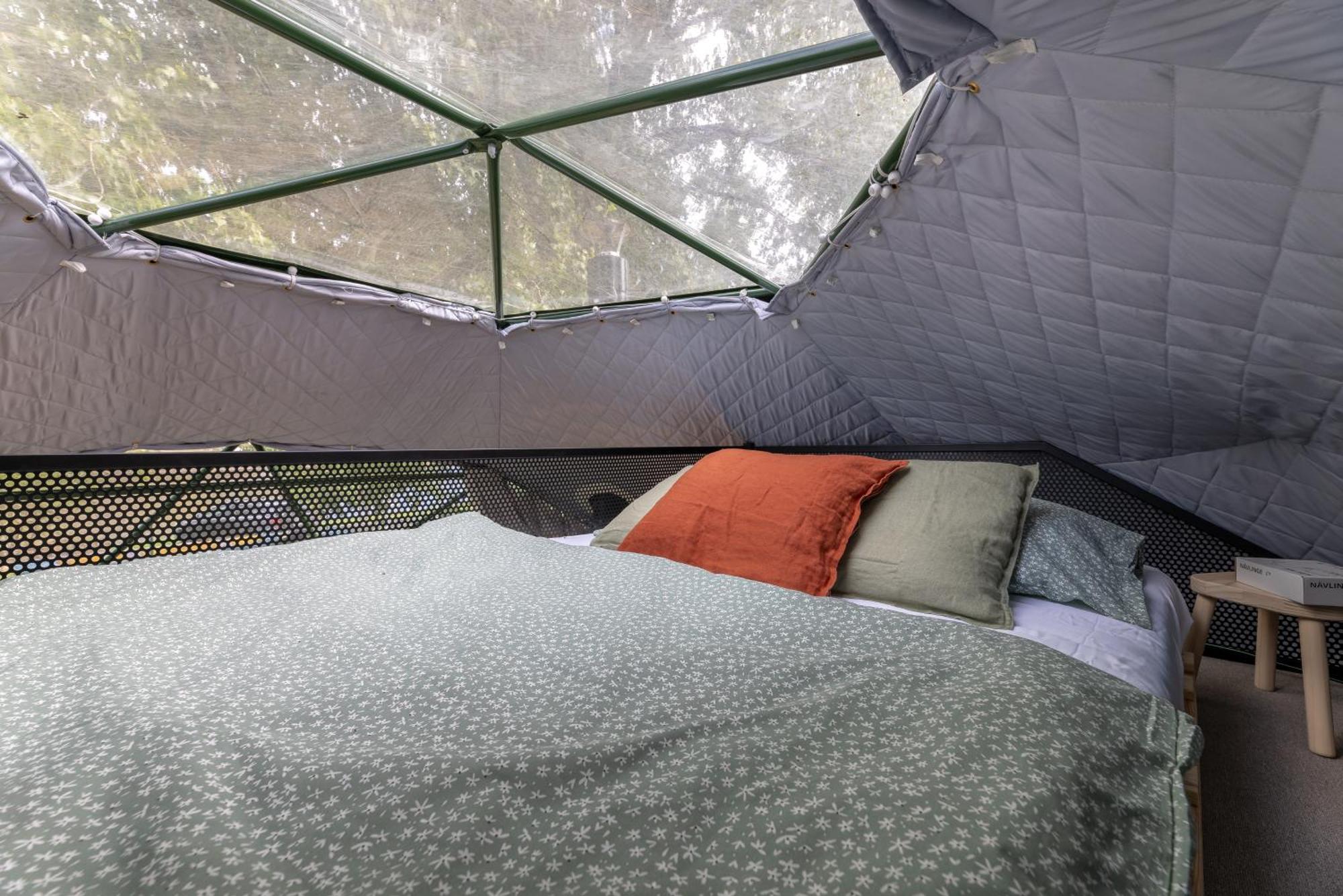 Glamping Escape To The Stars Under Skyline Prague