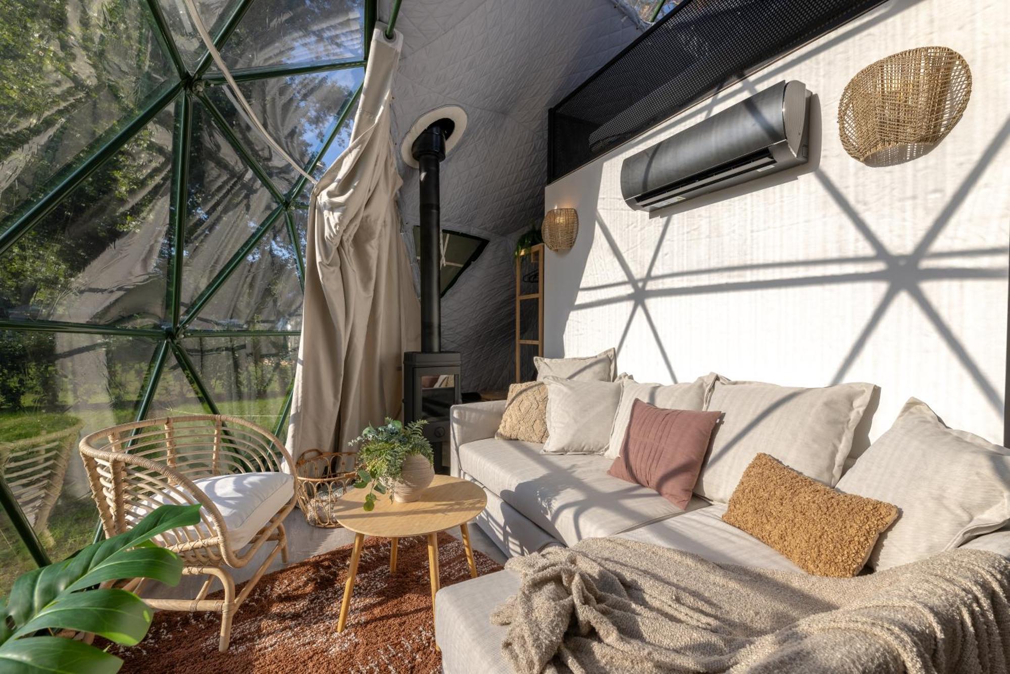 Luxury tent Glamping Escape To The Stars Under Skyline *