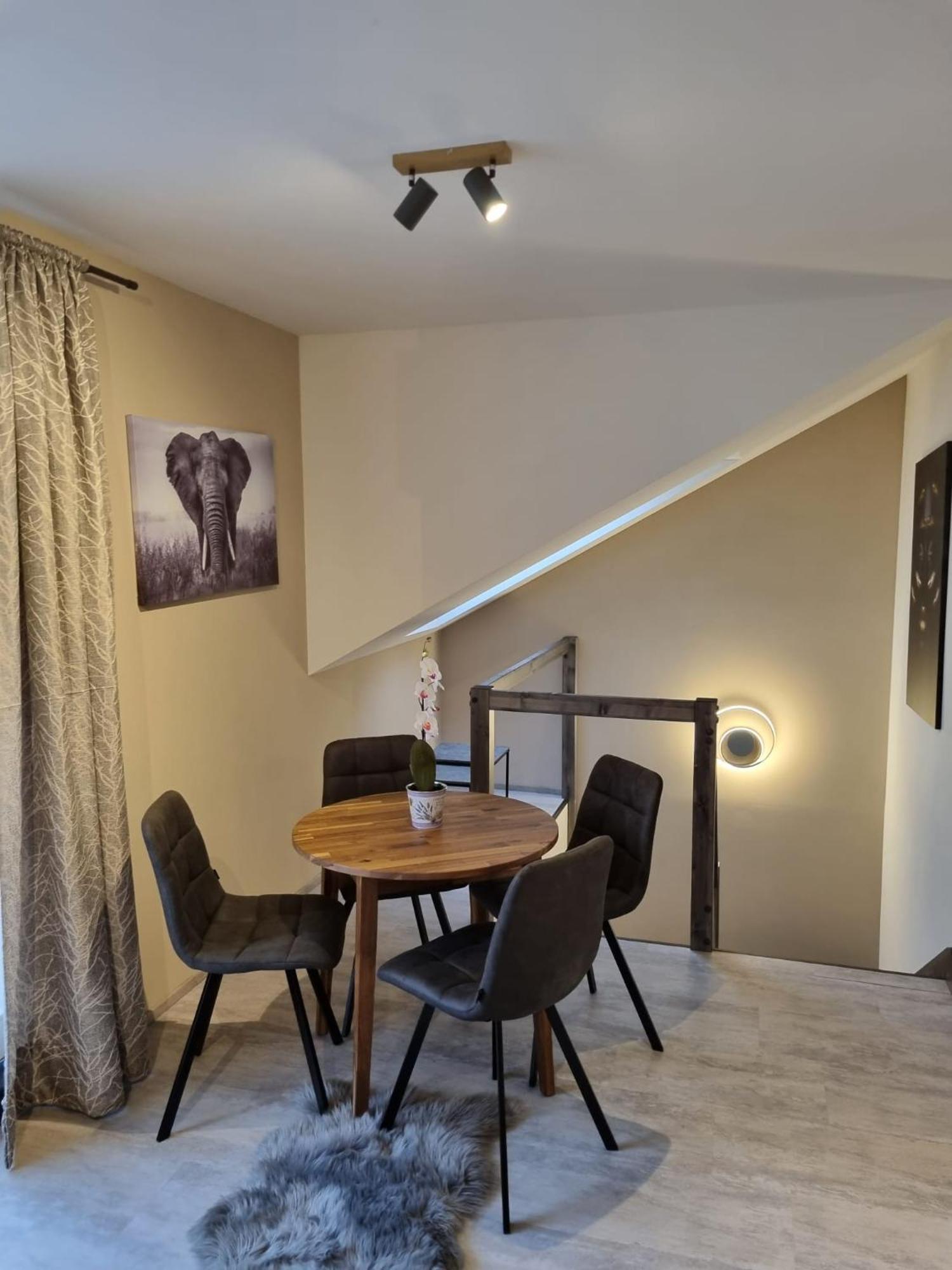 Vltava Design Apartment Prag