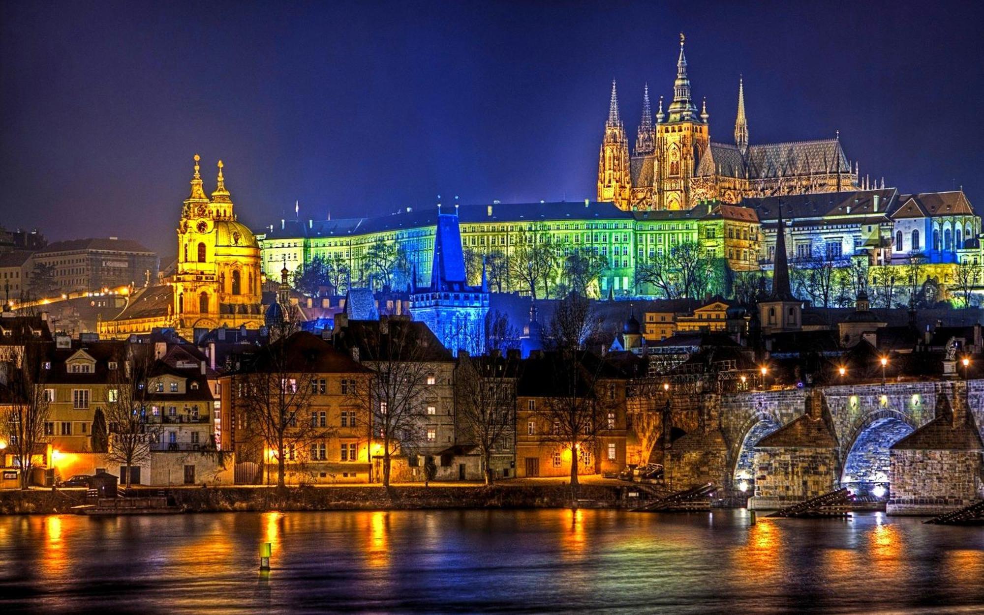 Grand Luxury Gold Apartment Prag