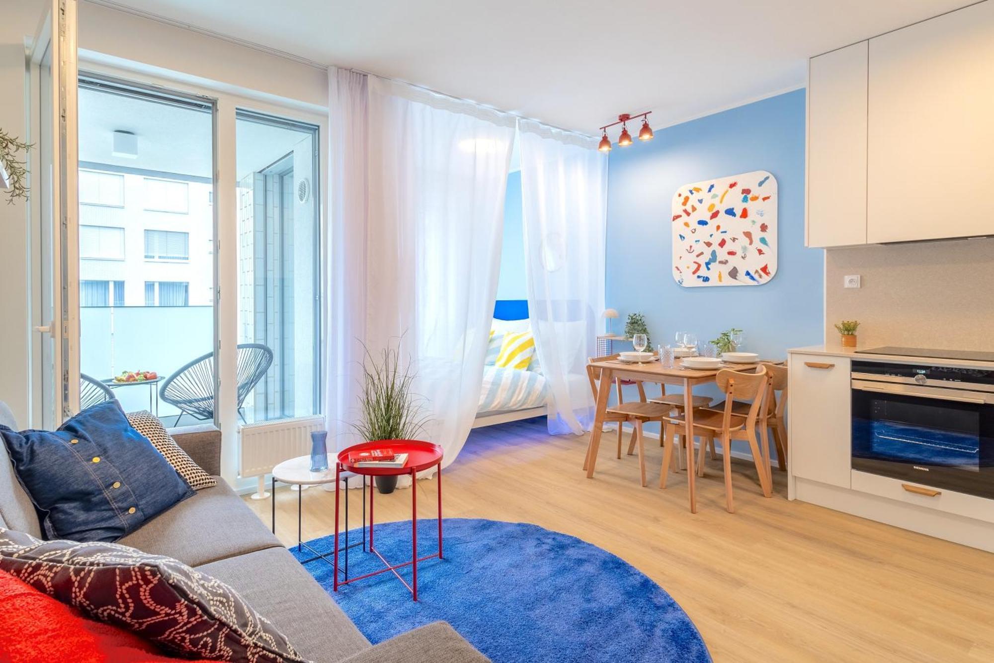 Apartment Colorful - Balcony, Free Parking, By Gravity Prag