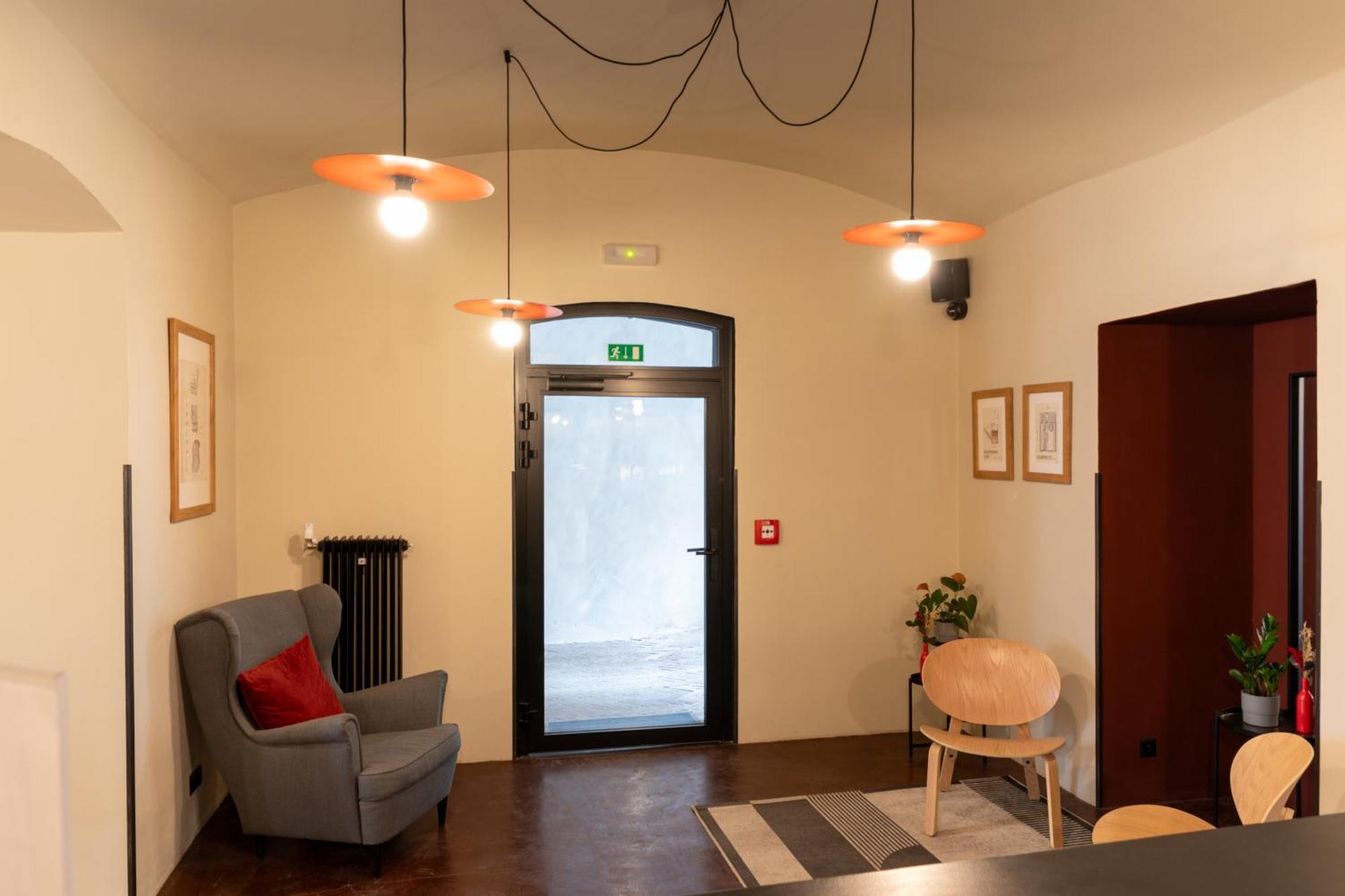 Sir Toby's Midtown Hostel