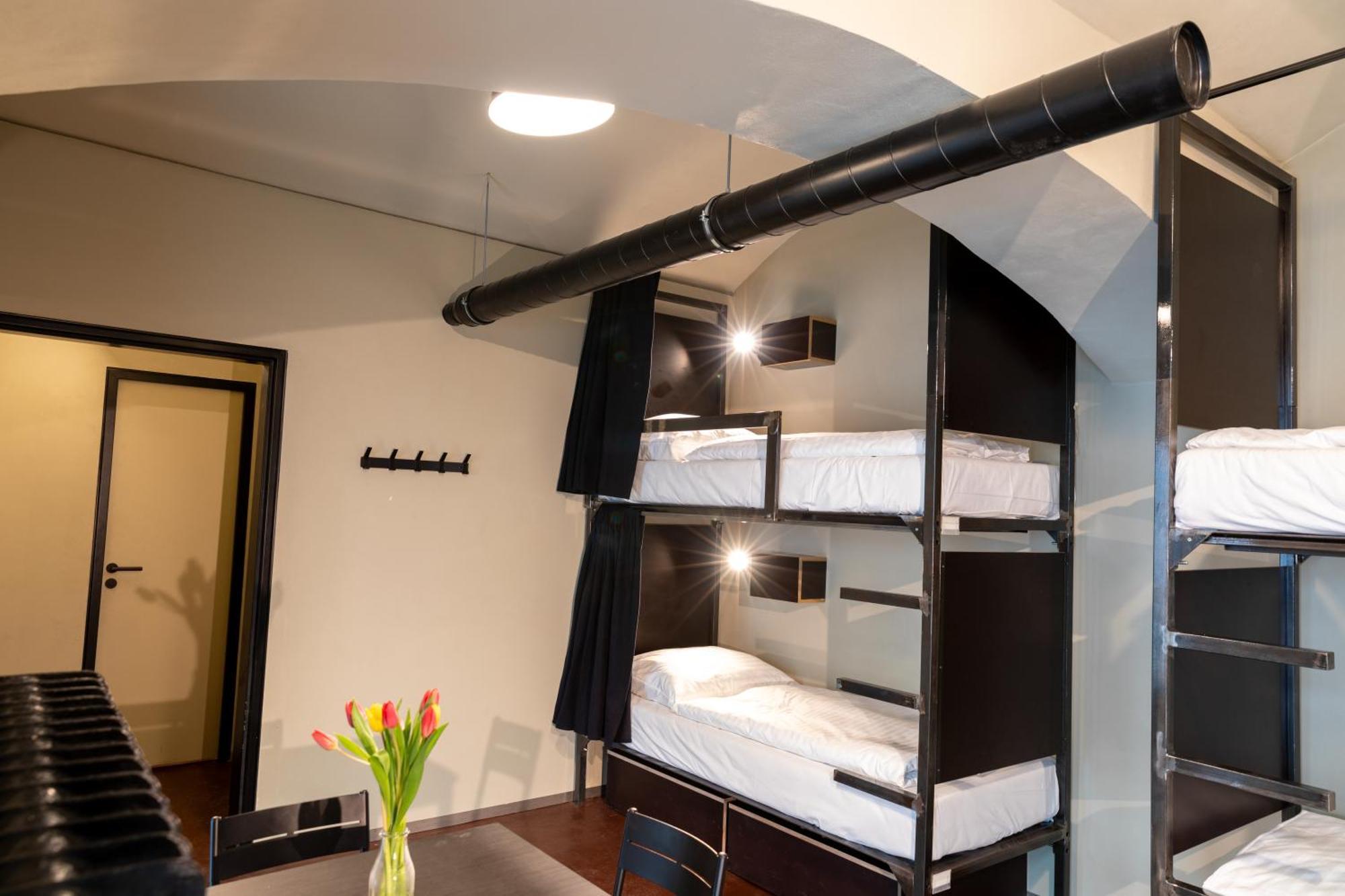 Hostel Sir Toby's Midtown