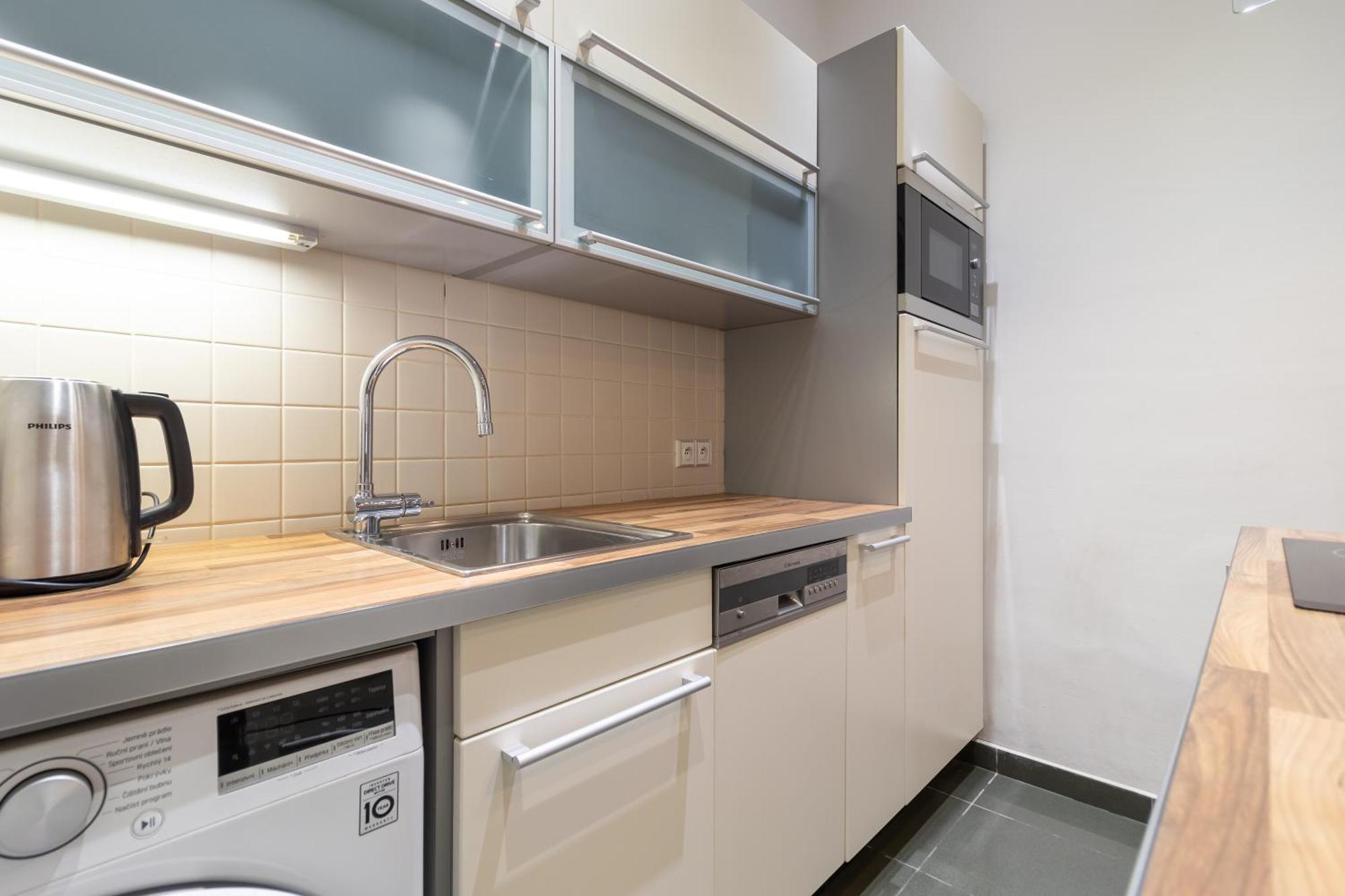 The Location In Prague, Charles Bridge & Old Town Square Apartment Prag