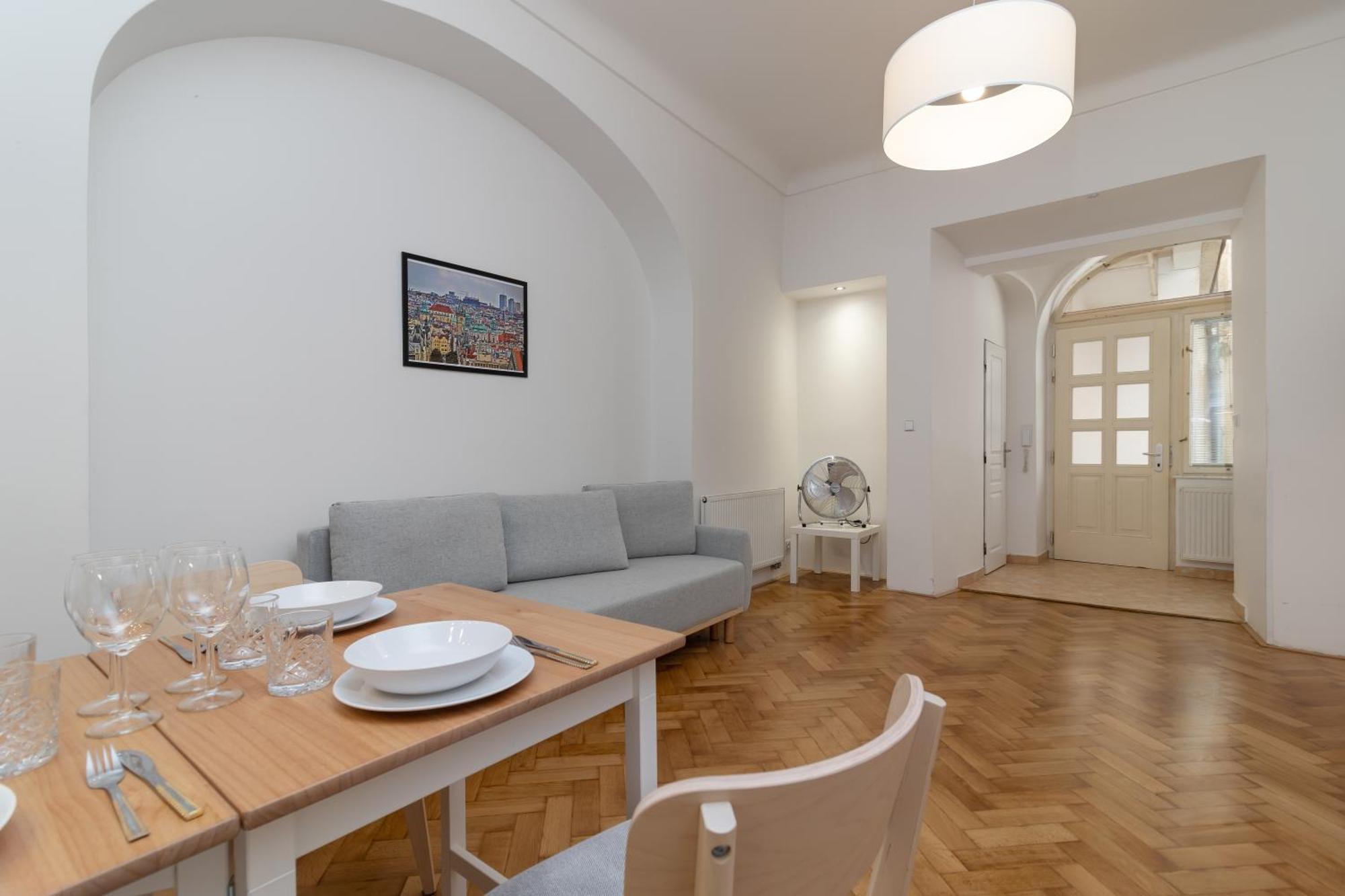 The Location In Prague, Charles Bridge & Old Town Square Apartment *