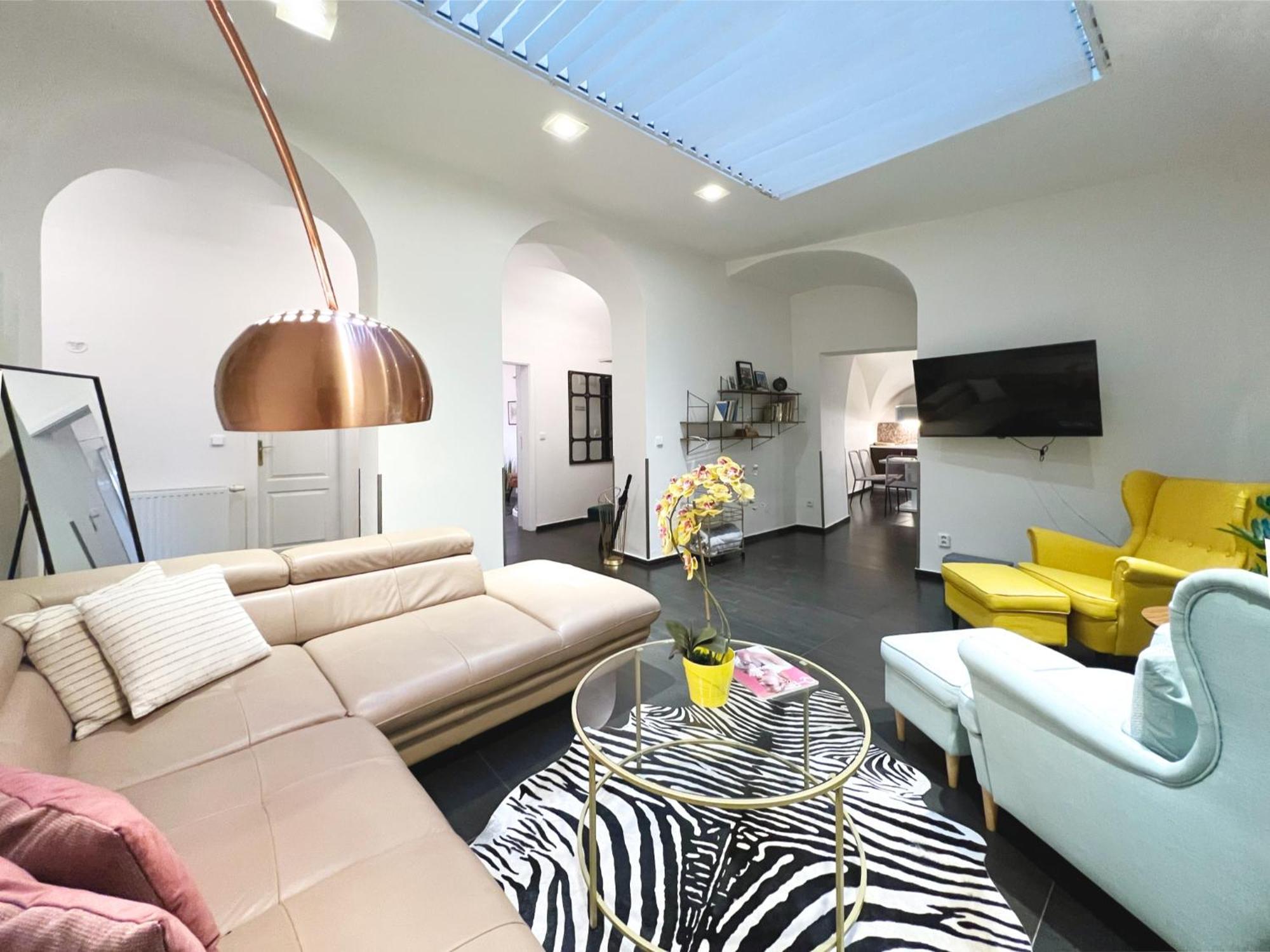 Charles Bridge Apartment