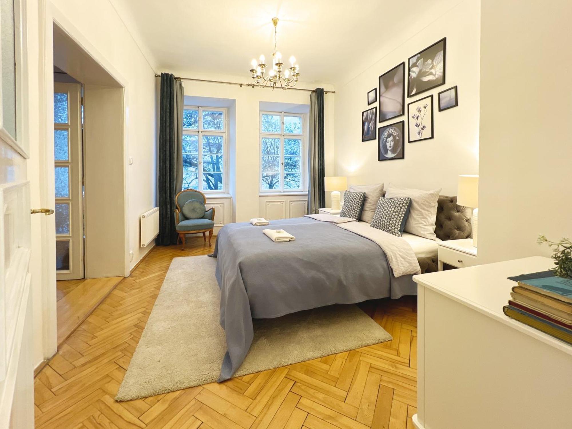 Charles Bridge Apartment *