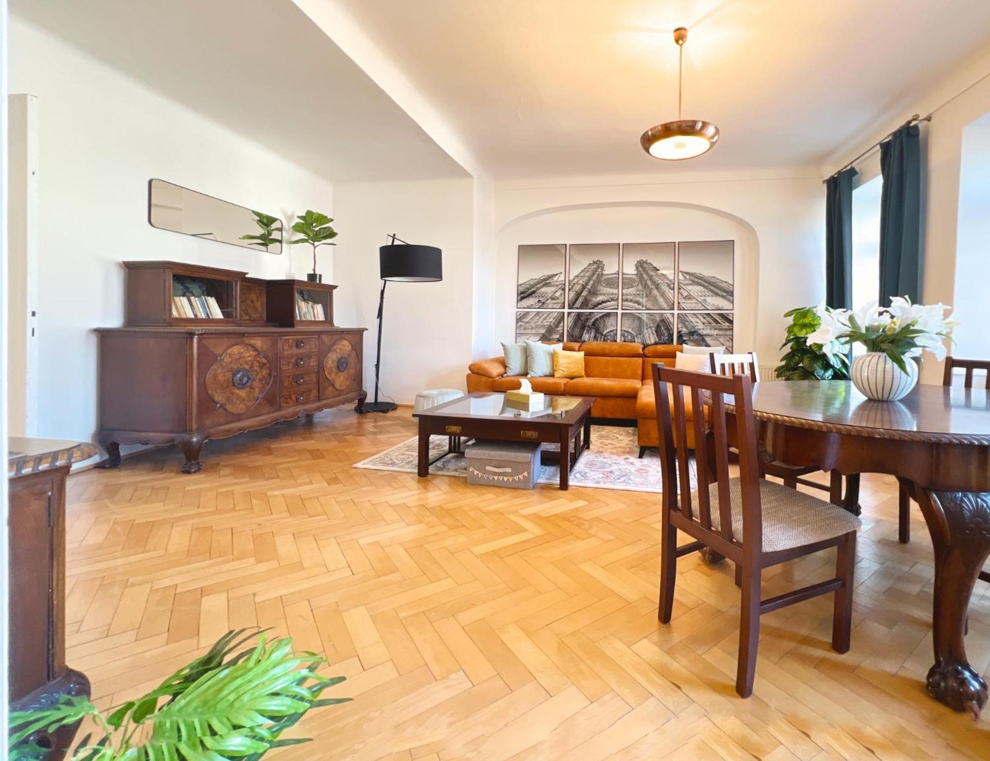 Charles Bridge Apartment