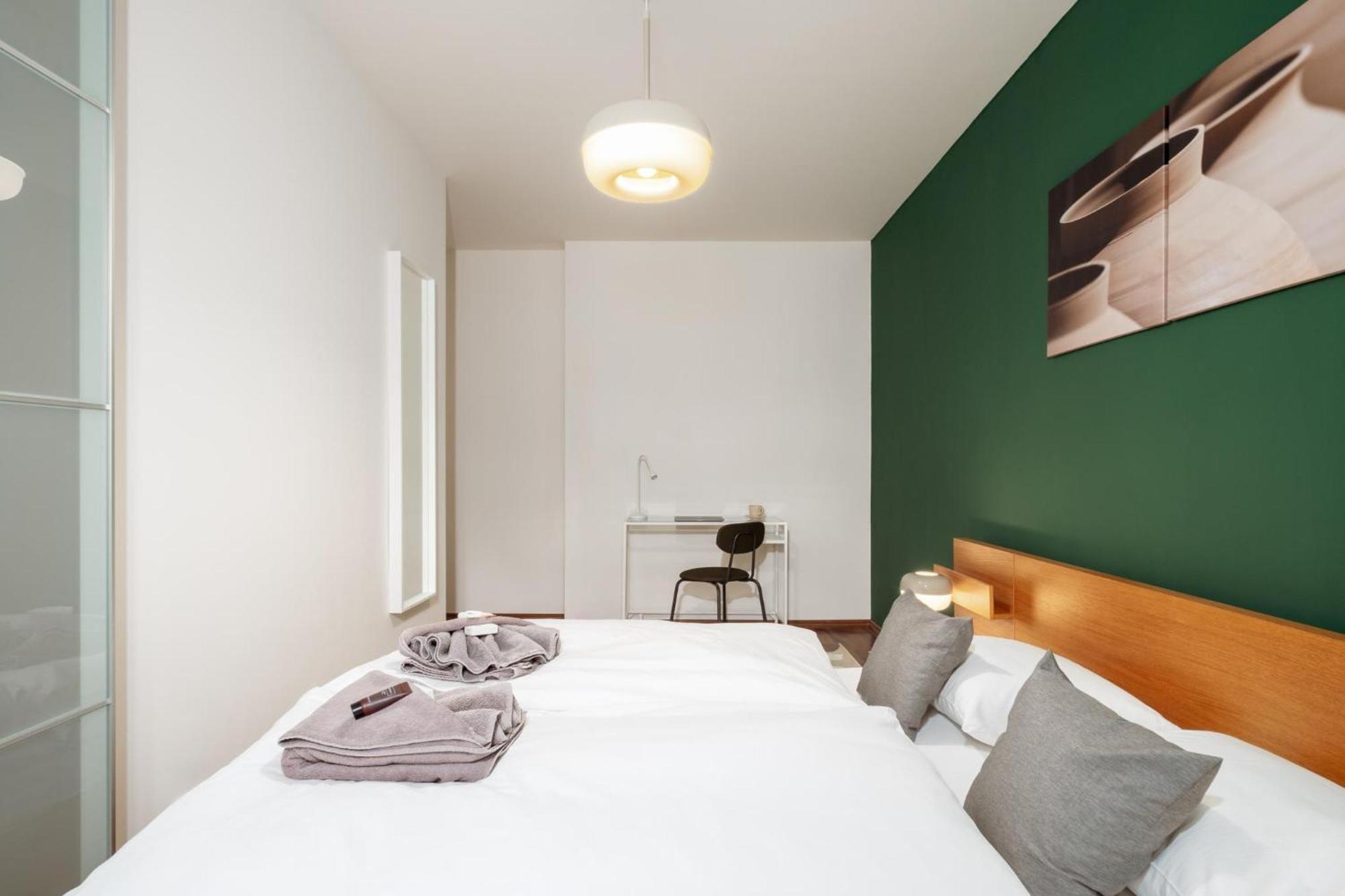 Lägenhet Days - Modern Apts - Fast Wifi - Netflix - 7 Min Wenceslas Sq