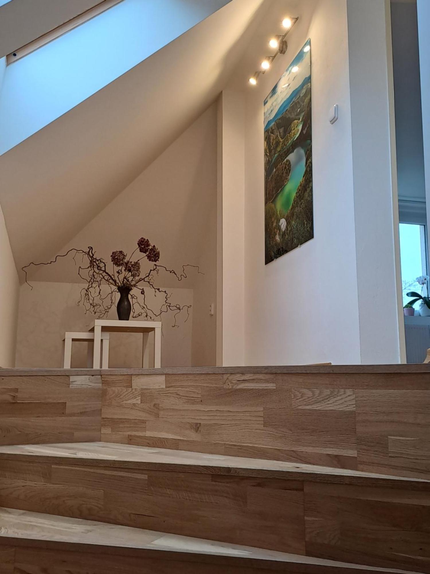 Apartmanovy Dum Se Zahradou V Klidne Casti Prahy Lägenhet