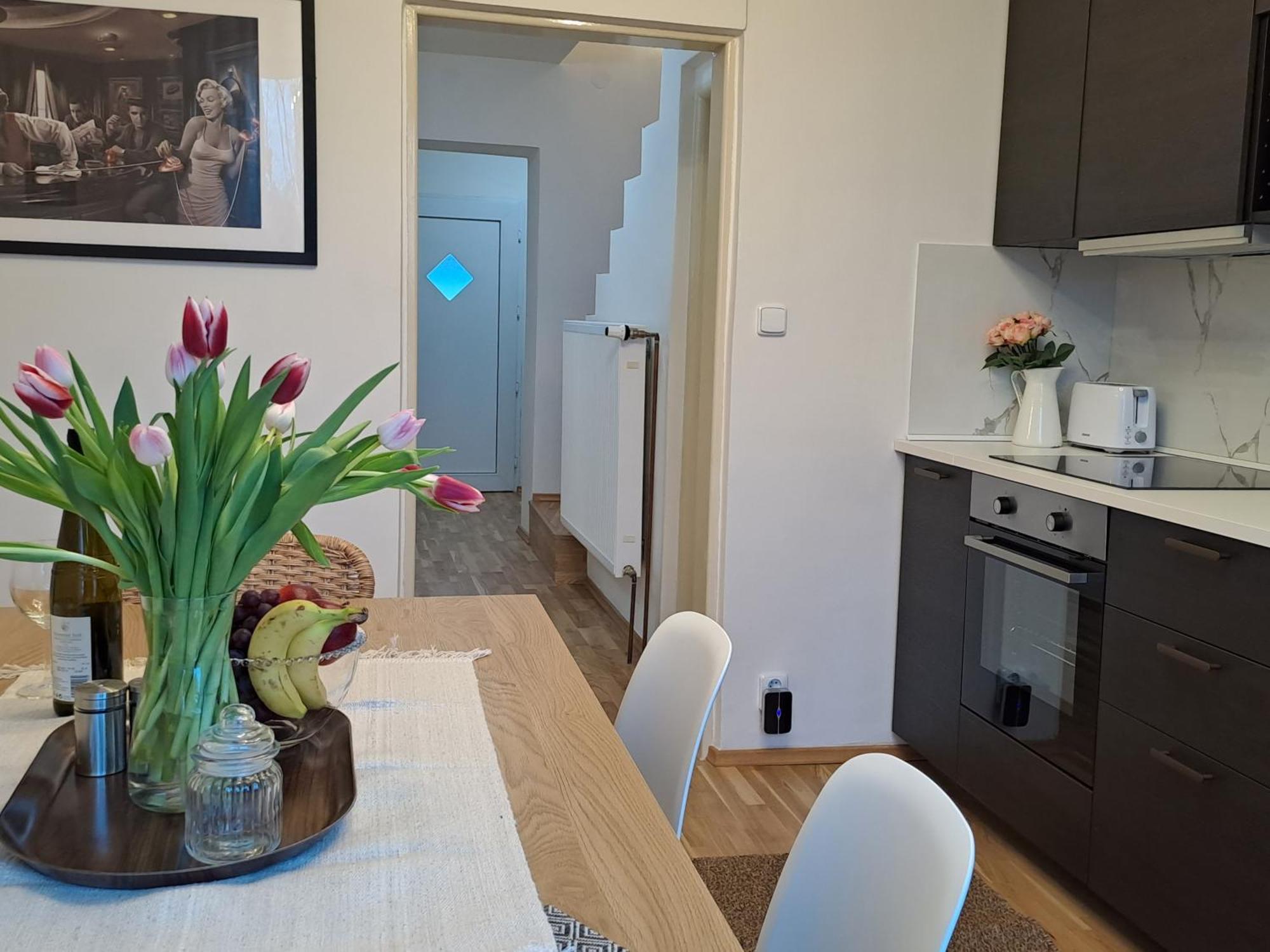 Apartment Apartmanovy Dum Se Zahradou V Klidne Casti Prahy