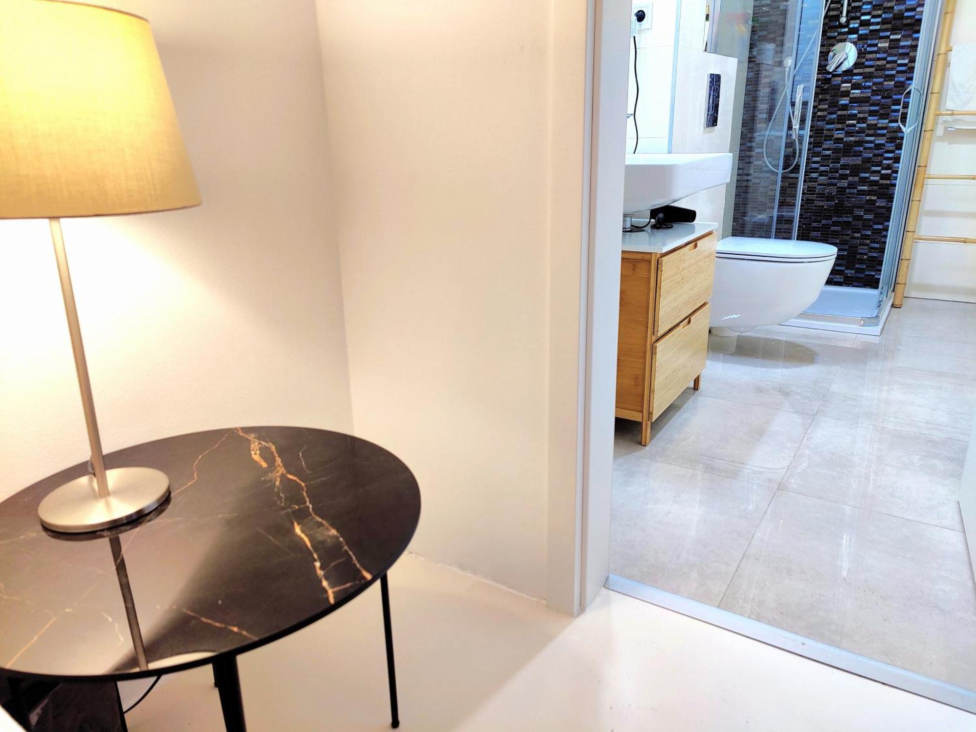 Apartment With Private Courtyard