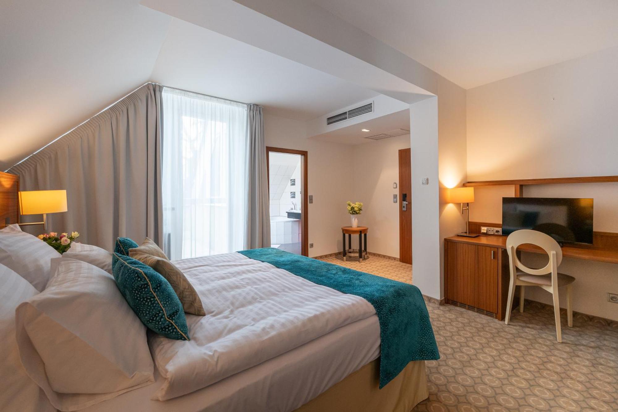Hotel Silenzio