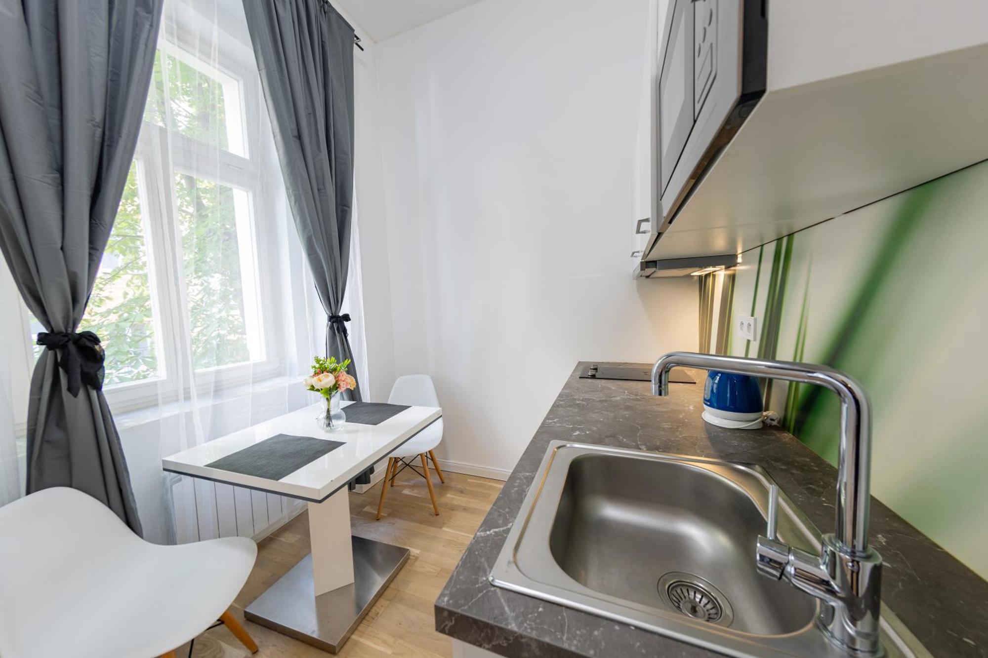 Wenceslas Square Apartment
