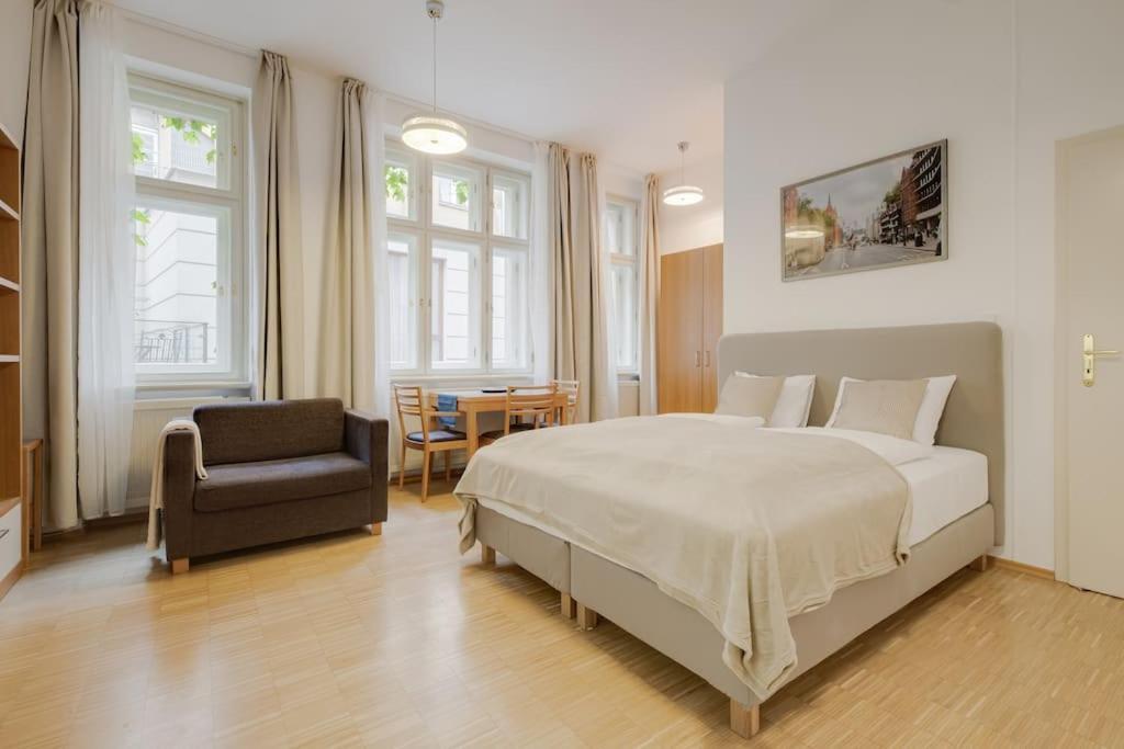 Apartment Deluxe In Prime Location