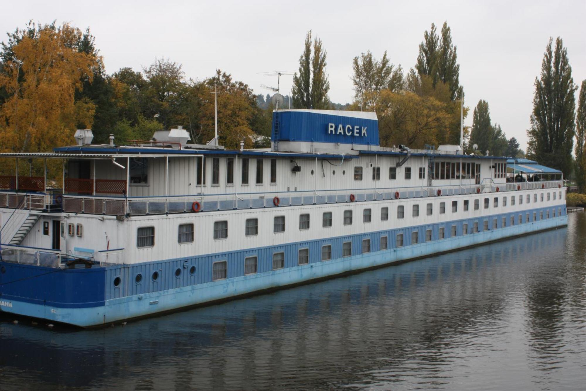 Racek Prag