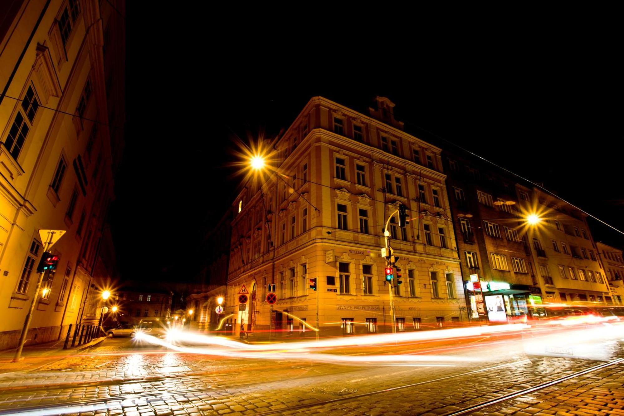 Hotel William
