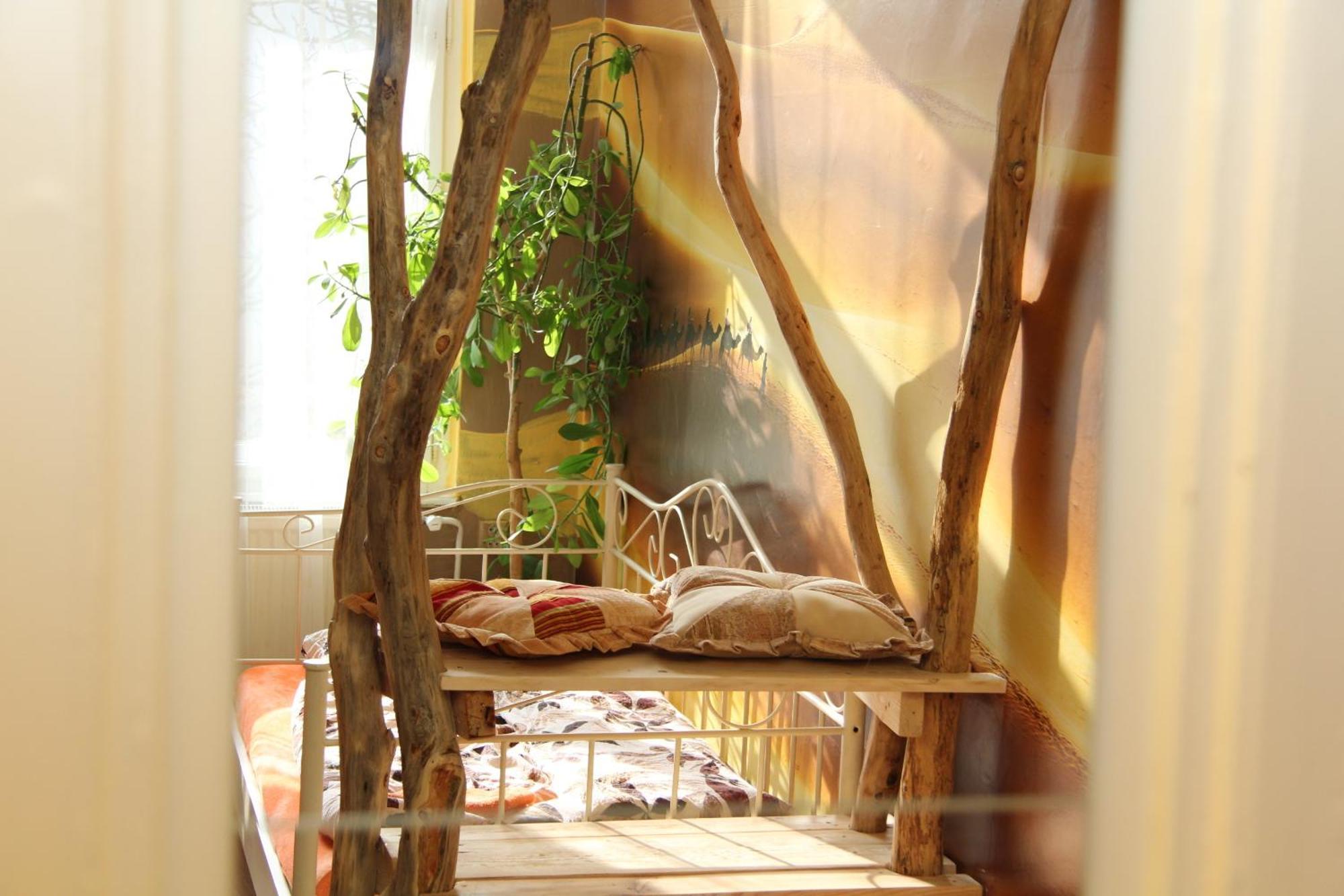 Hostel Artharmony & Prag