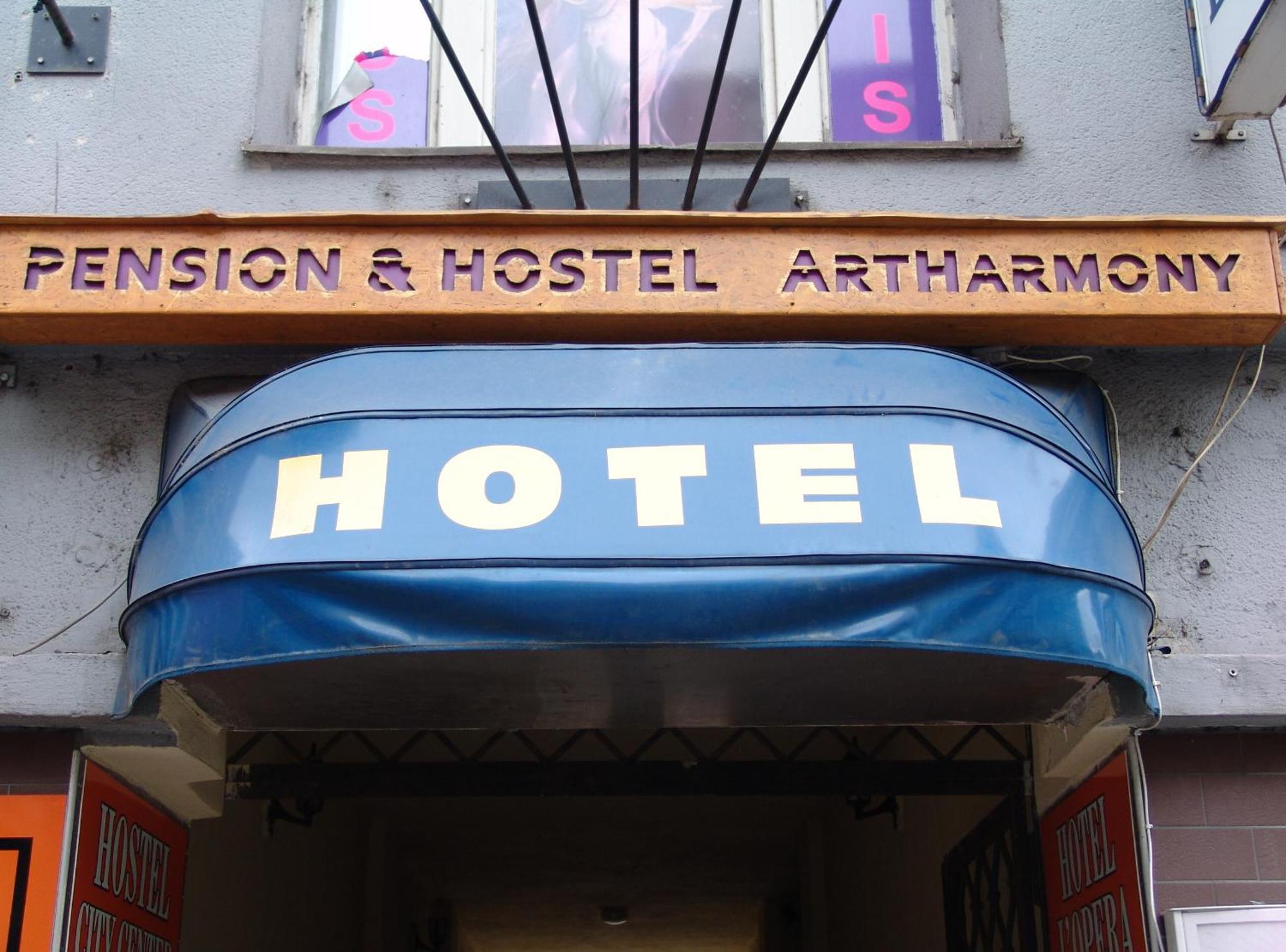 Hostel Artharmony &