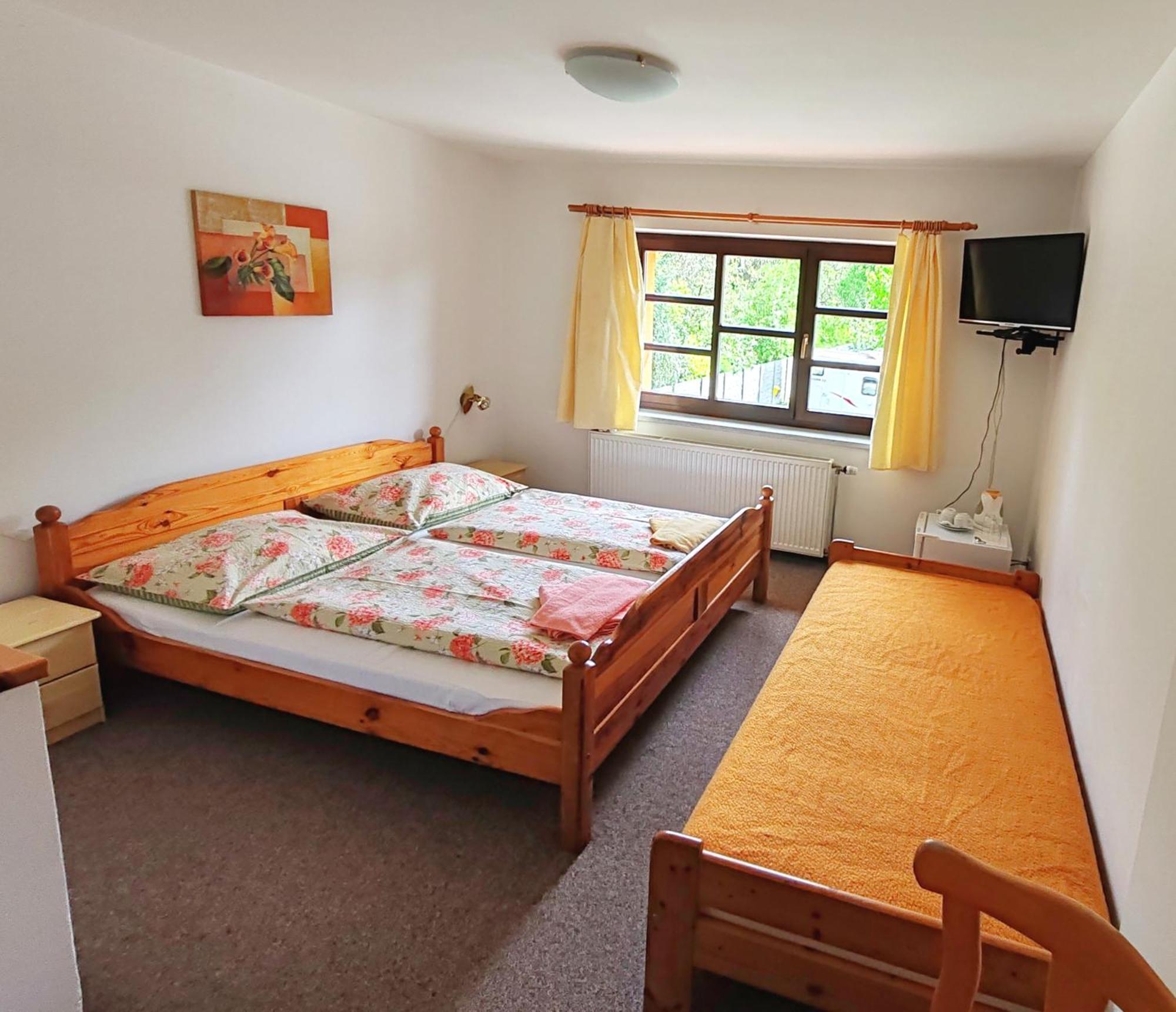Guest house Trojska