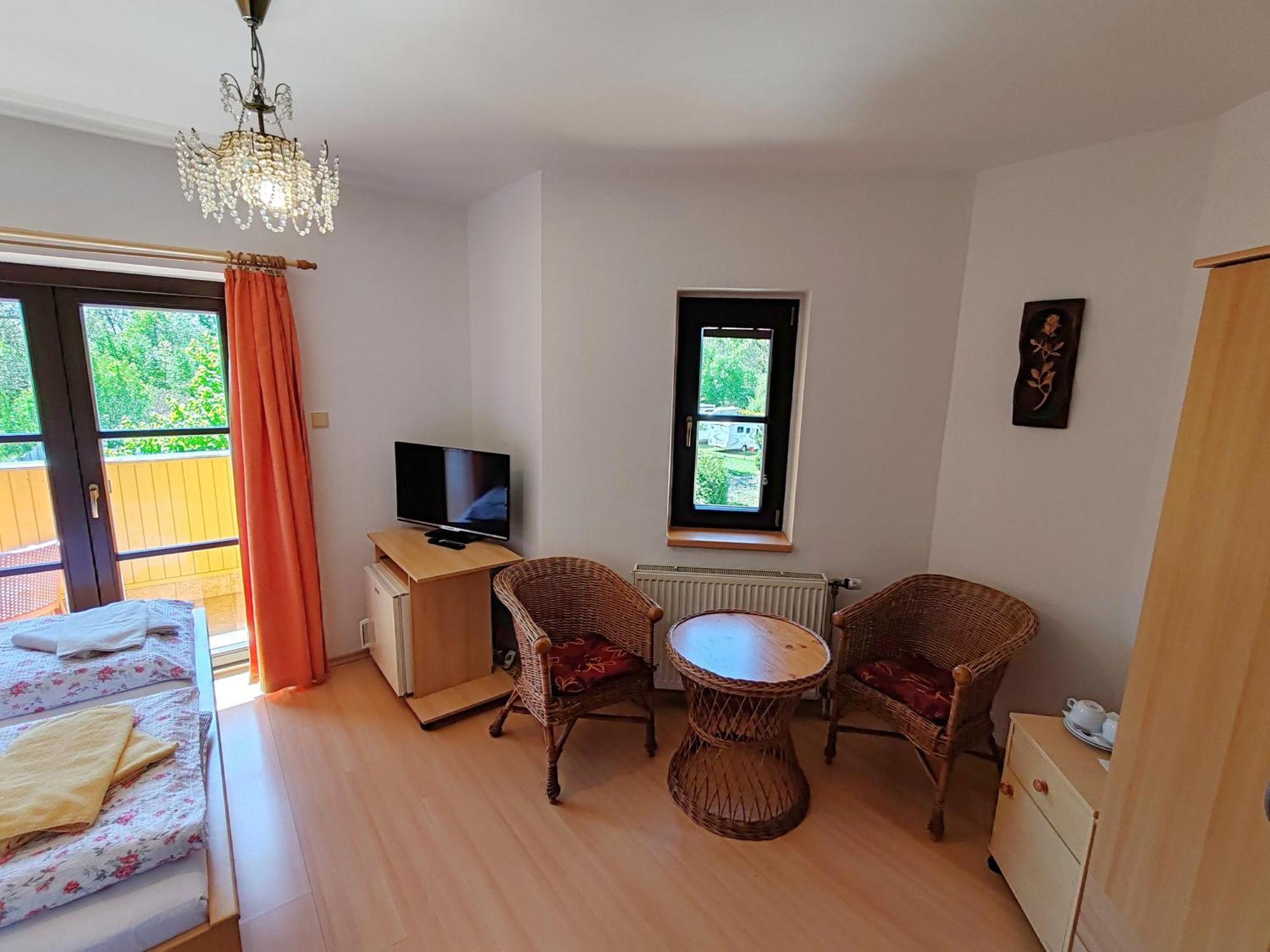 Guest house Trojska