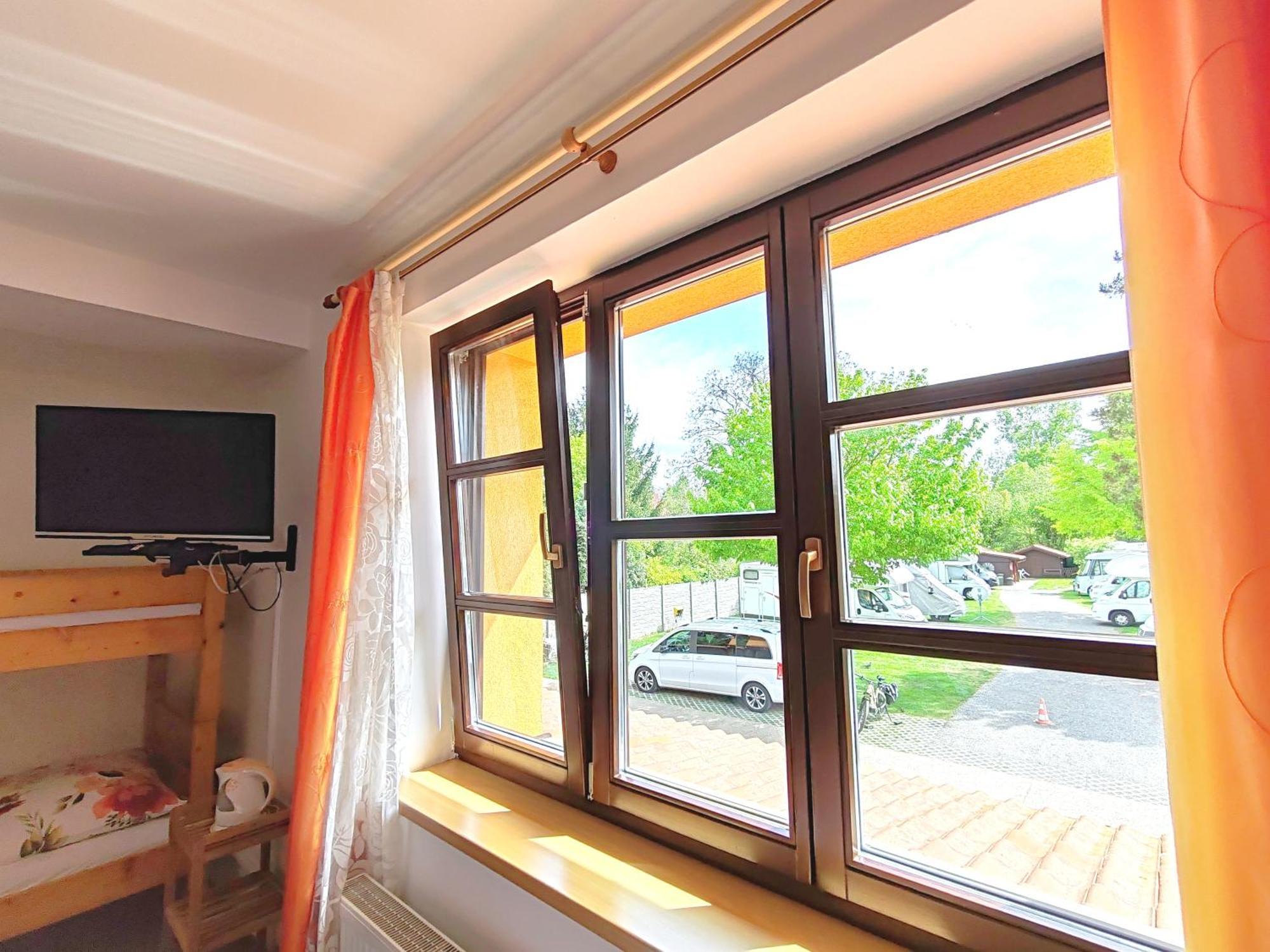 Guest house Trojska