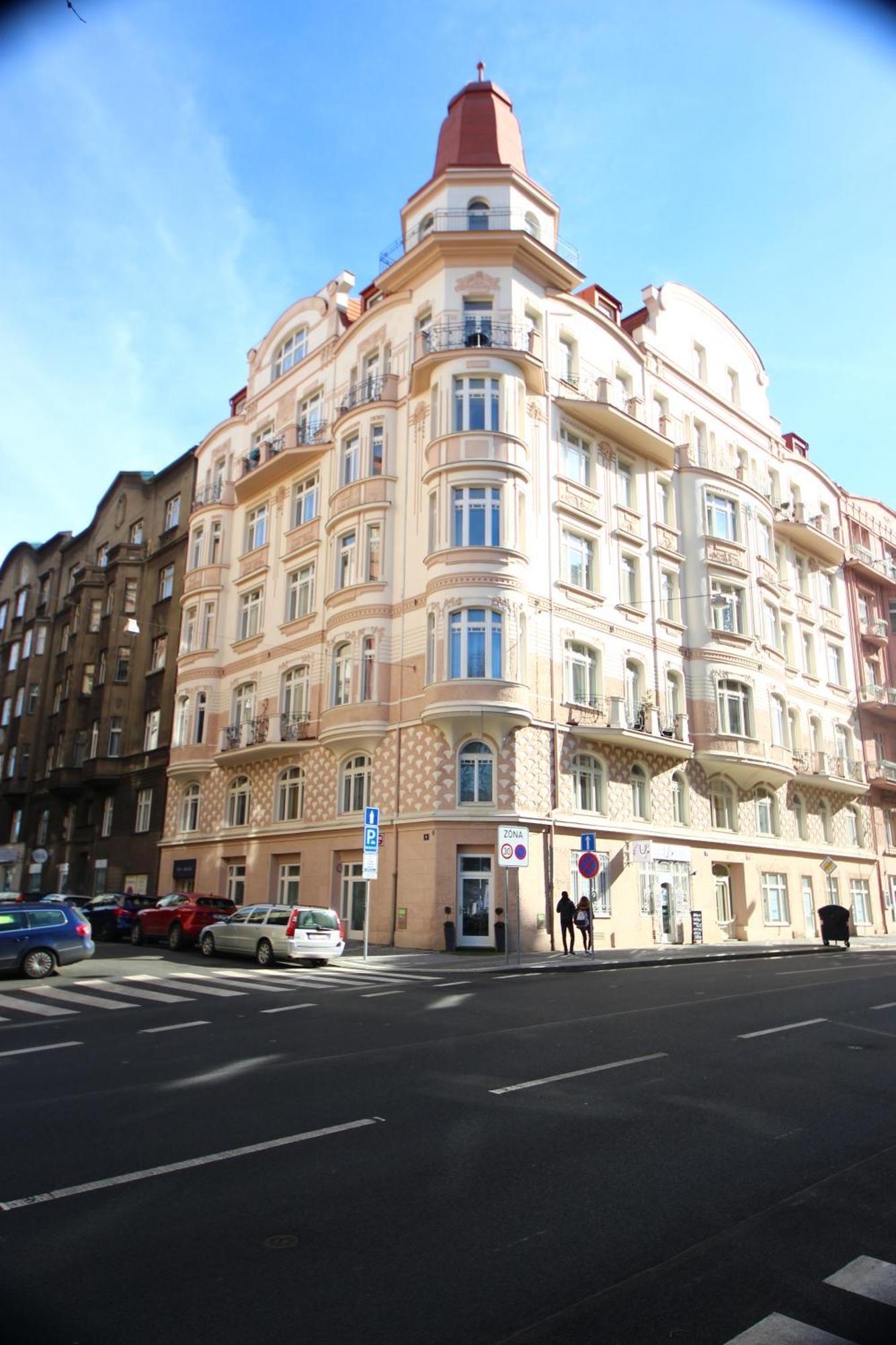 Apartment Quiet In The Center With Own Terrace *