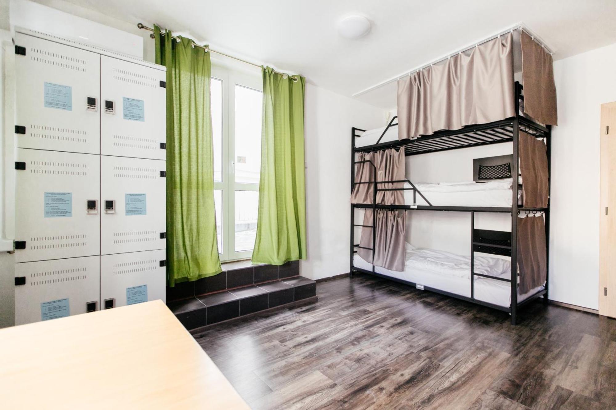 Hostel Mandarinka *