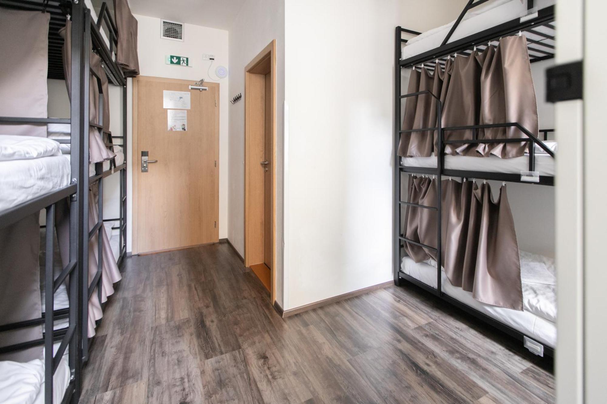 Hostel Mandarinka *