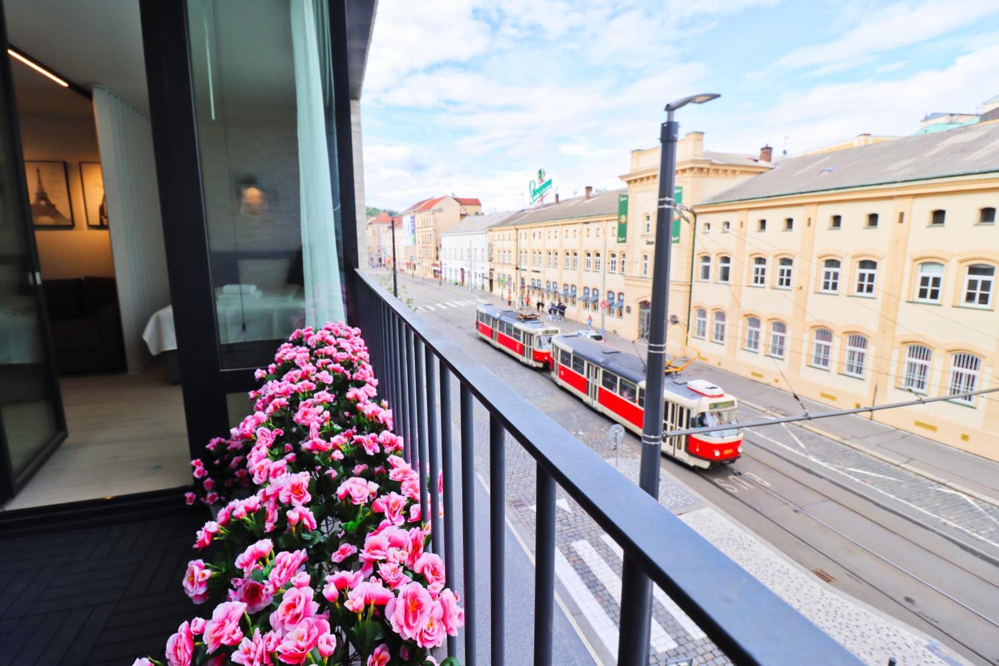 Lägenhet Sunny In Smichov, 5