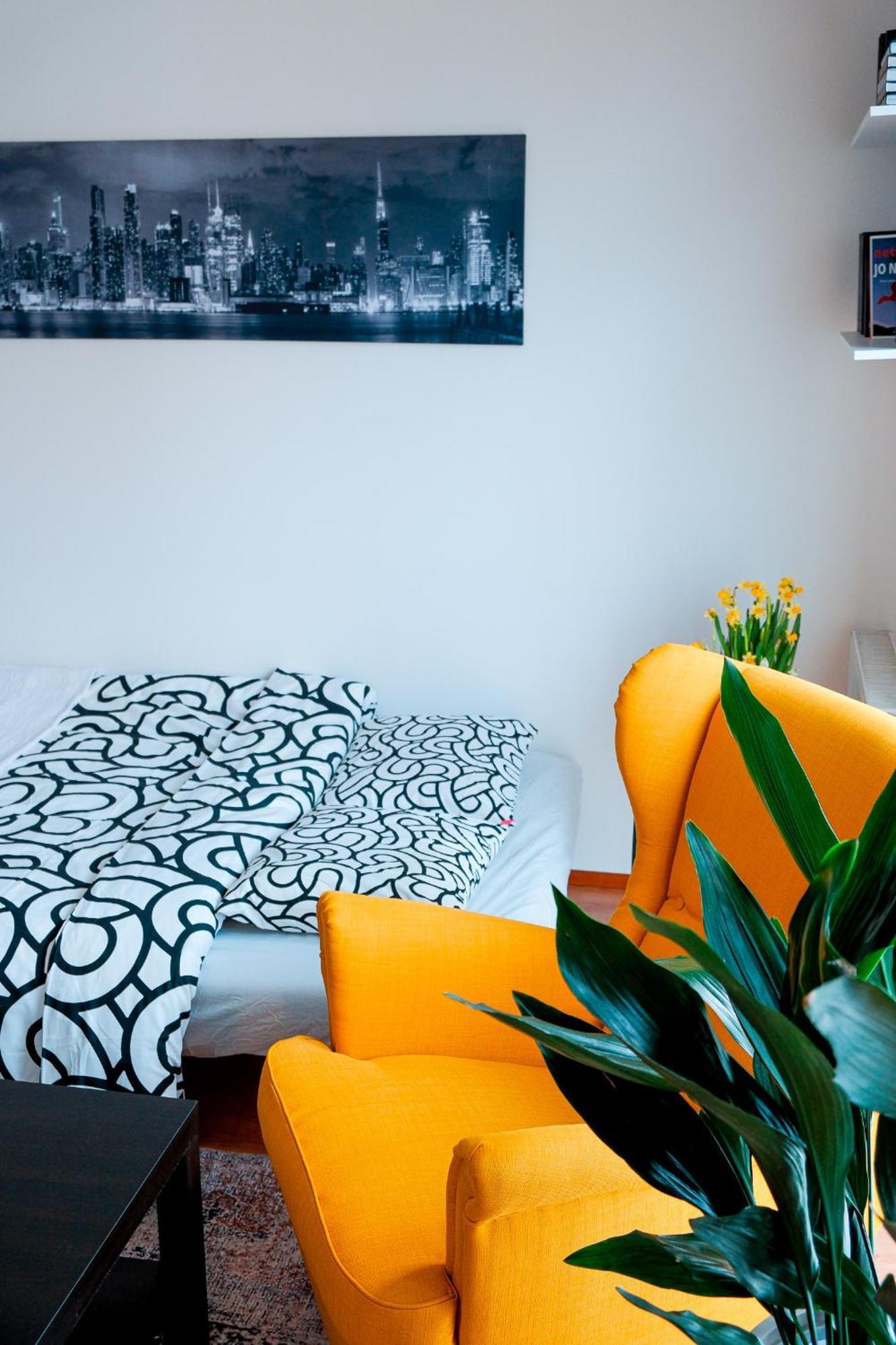 U Metra, 4 Hoste, Parking Free, Blizko O2 Arena