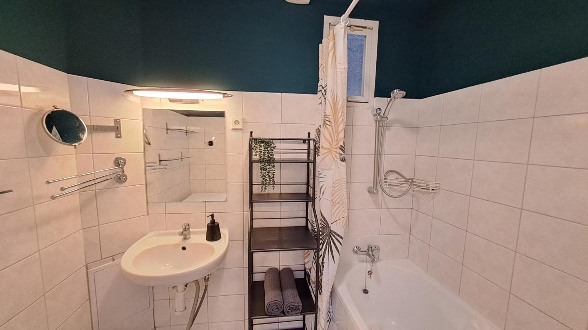 Lägenhet Na Slupi Sanctuary: Serene 2-bedroom Getaway