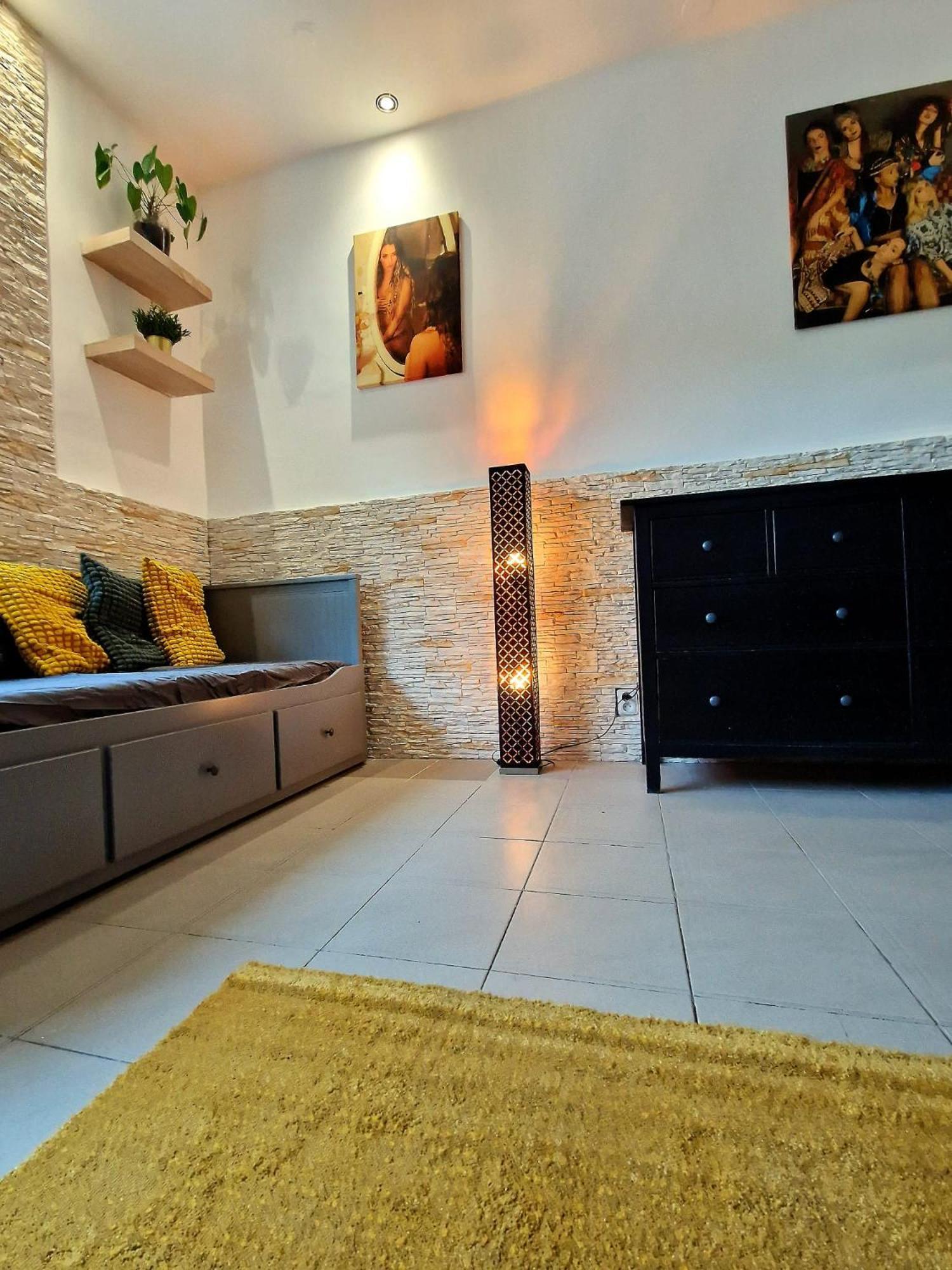 Design - Center