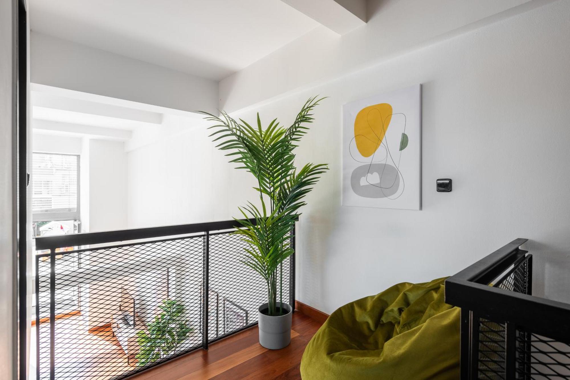 Apartment With Large Balcony, Parking Prag