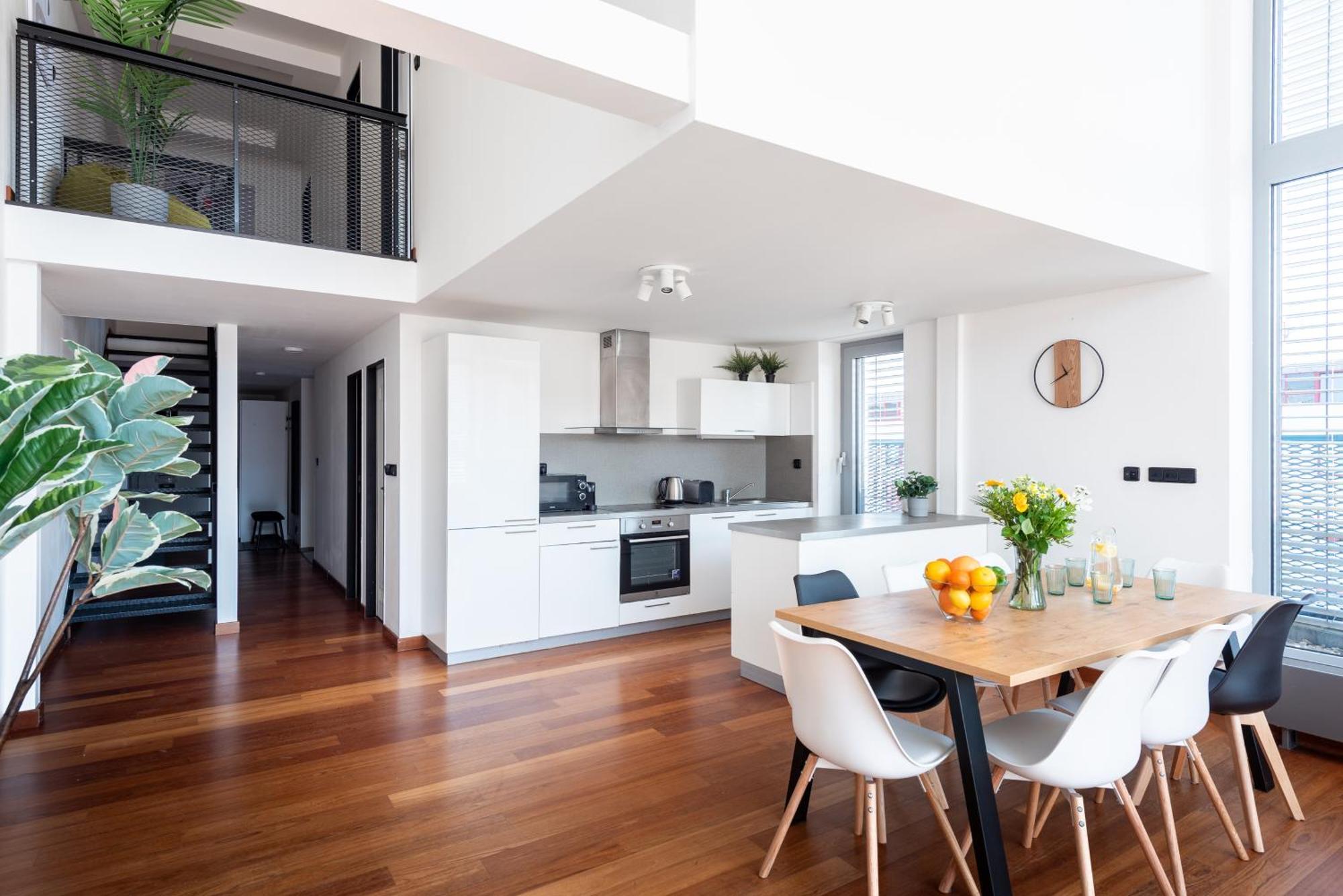Apartment With Large Balcony, Parking
