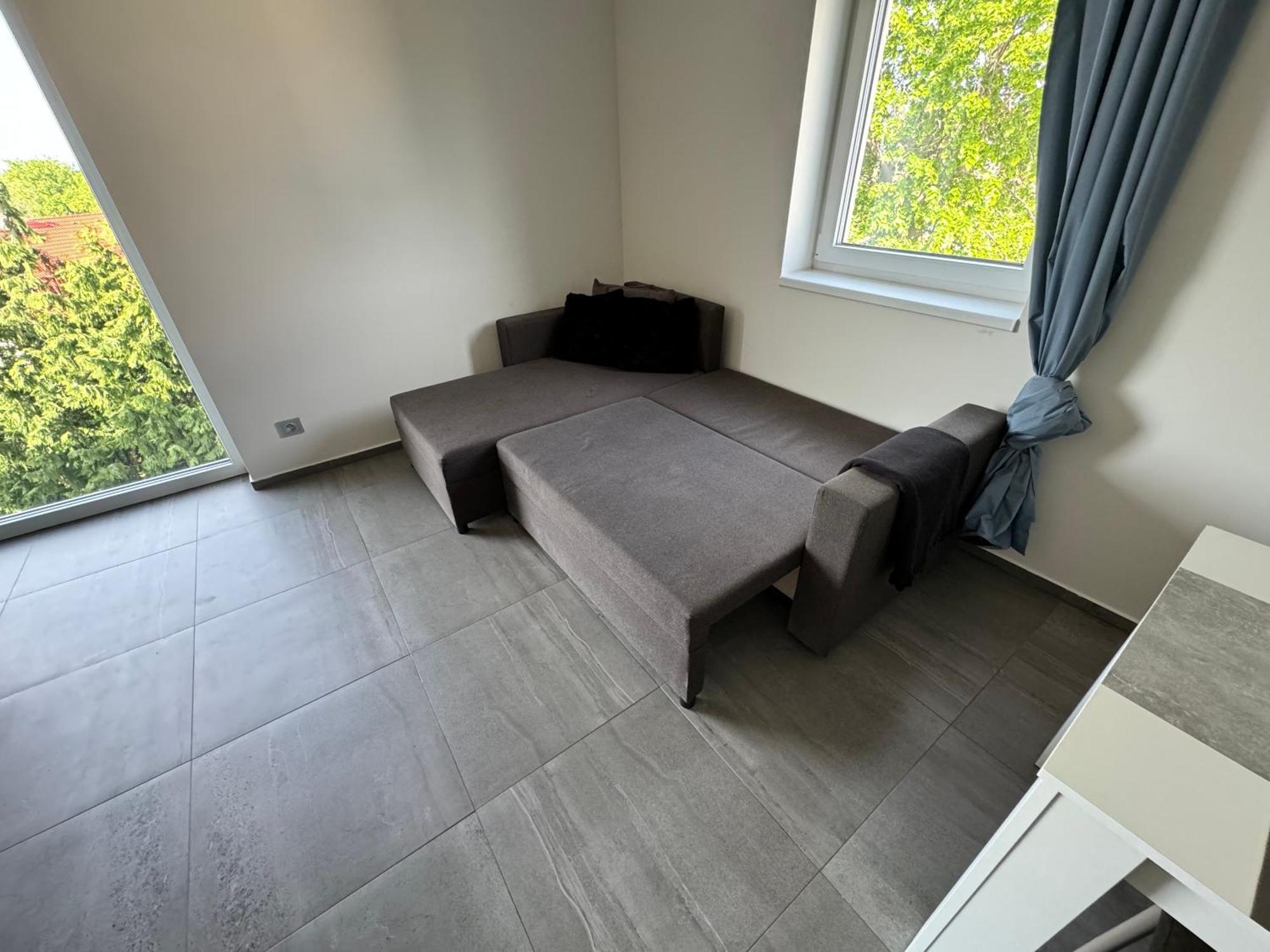 75m2 Klid Priroda Pro Rodinu Lägenhet