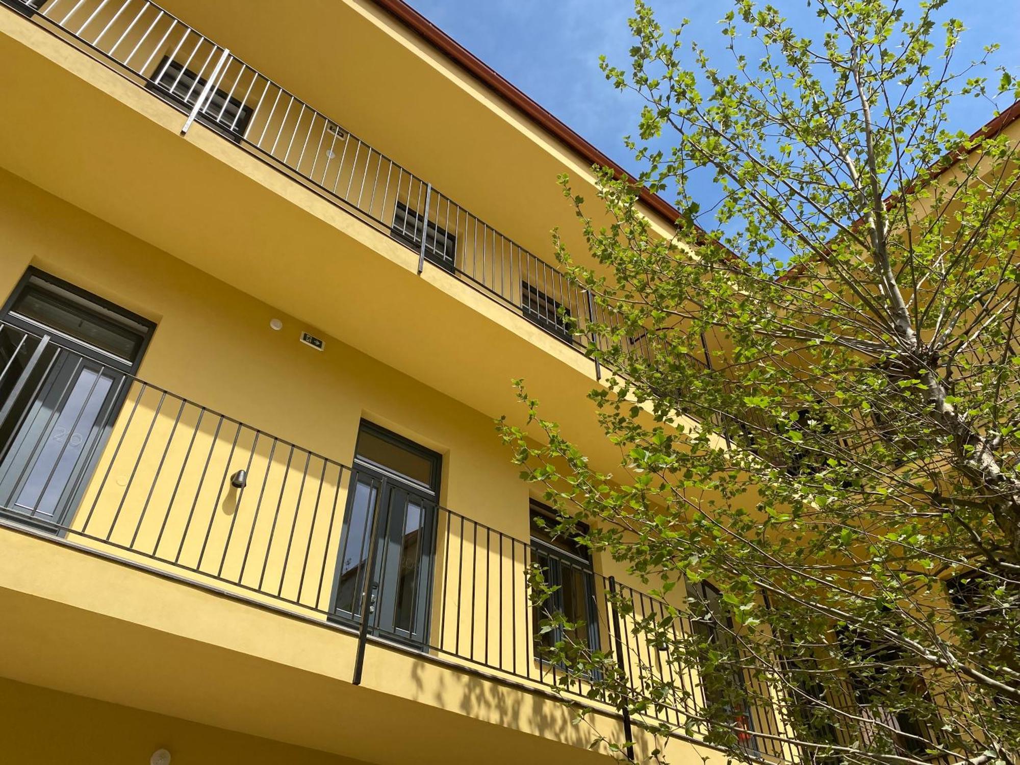 Honest Karlin Aparthotel *