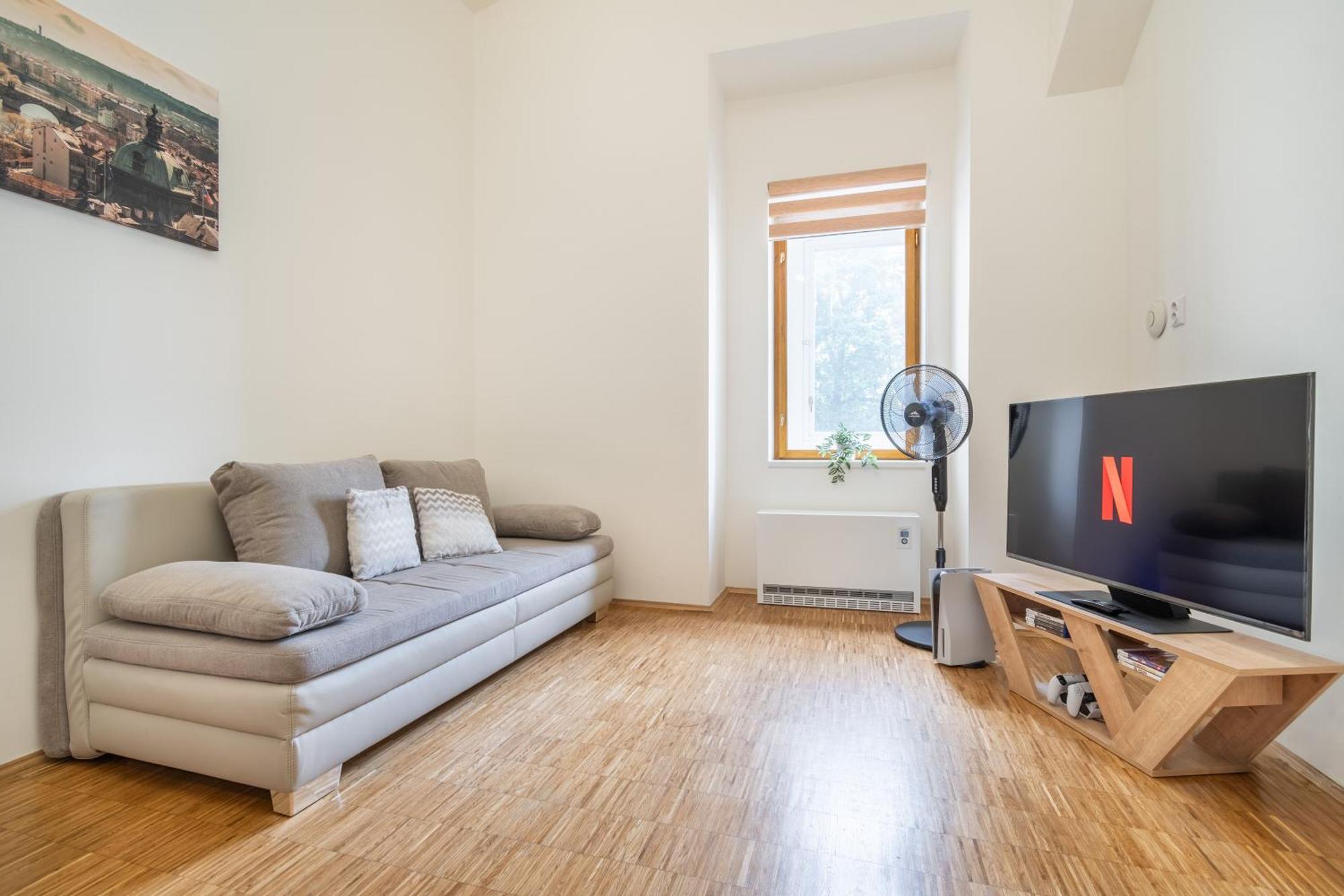 Dlazdena Apartment