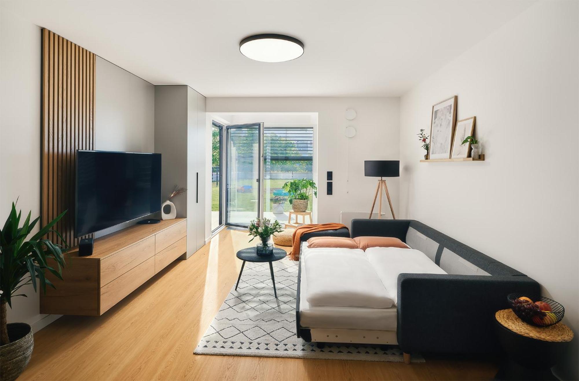 Beta - Garage, Air Condition, Garden, At Metro Apartment